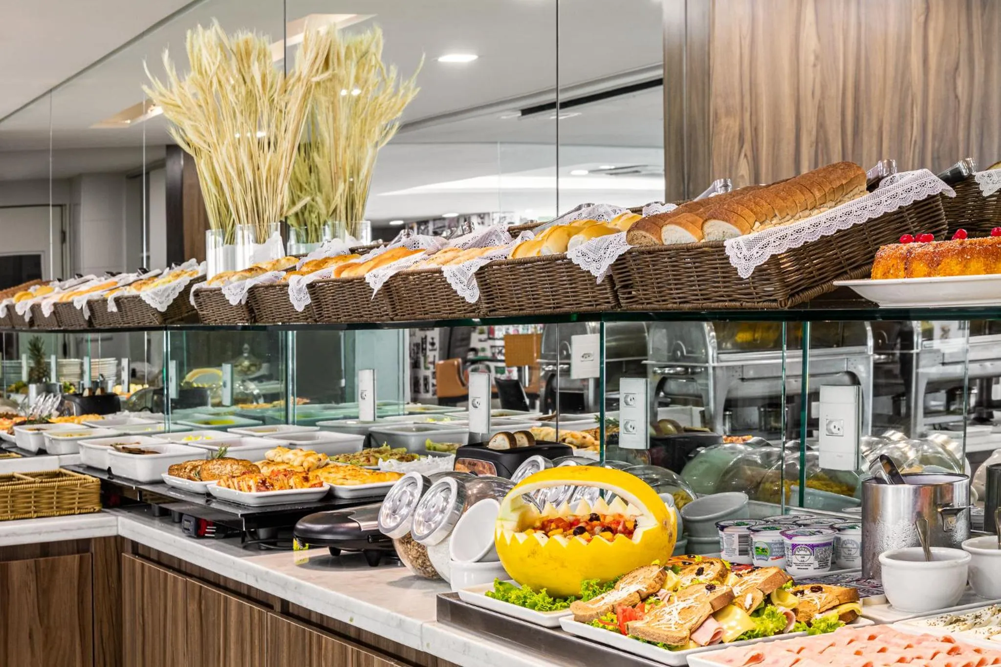 Breakfast in Citi Hotel Premium Caruaru