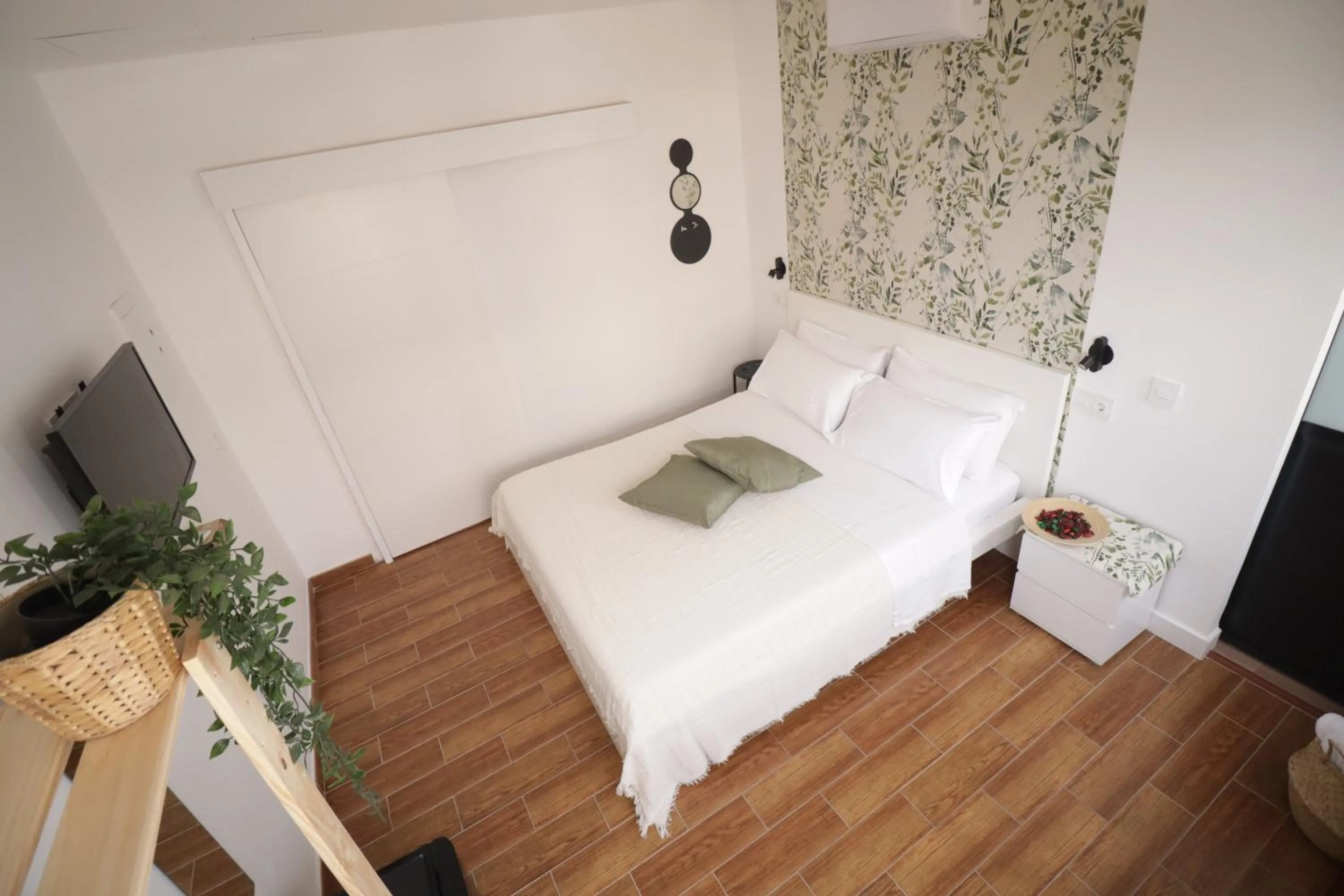 Bed in Parigi Hotel bed and Breakfast