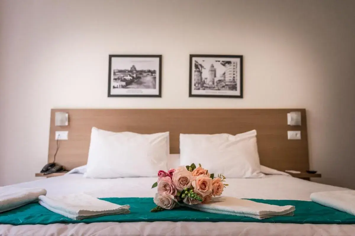 Deluxe Double Room - single occupancy in Galeria hotel Deluxe Double Room - single occupancy in Galeria hotel