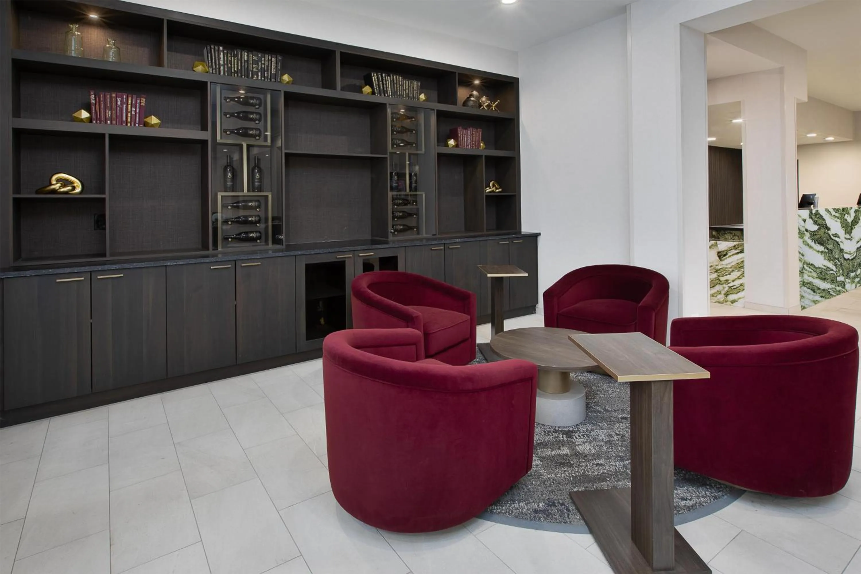 Lobby or reception in DoubleTree by Hilton Hotel Detroit Novi