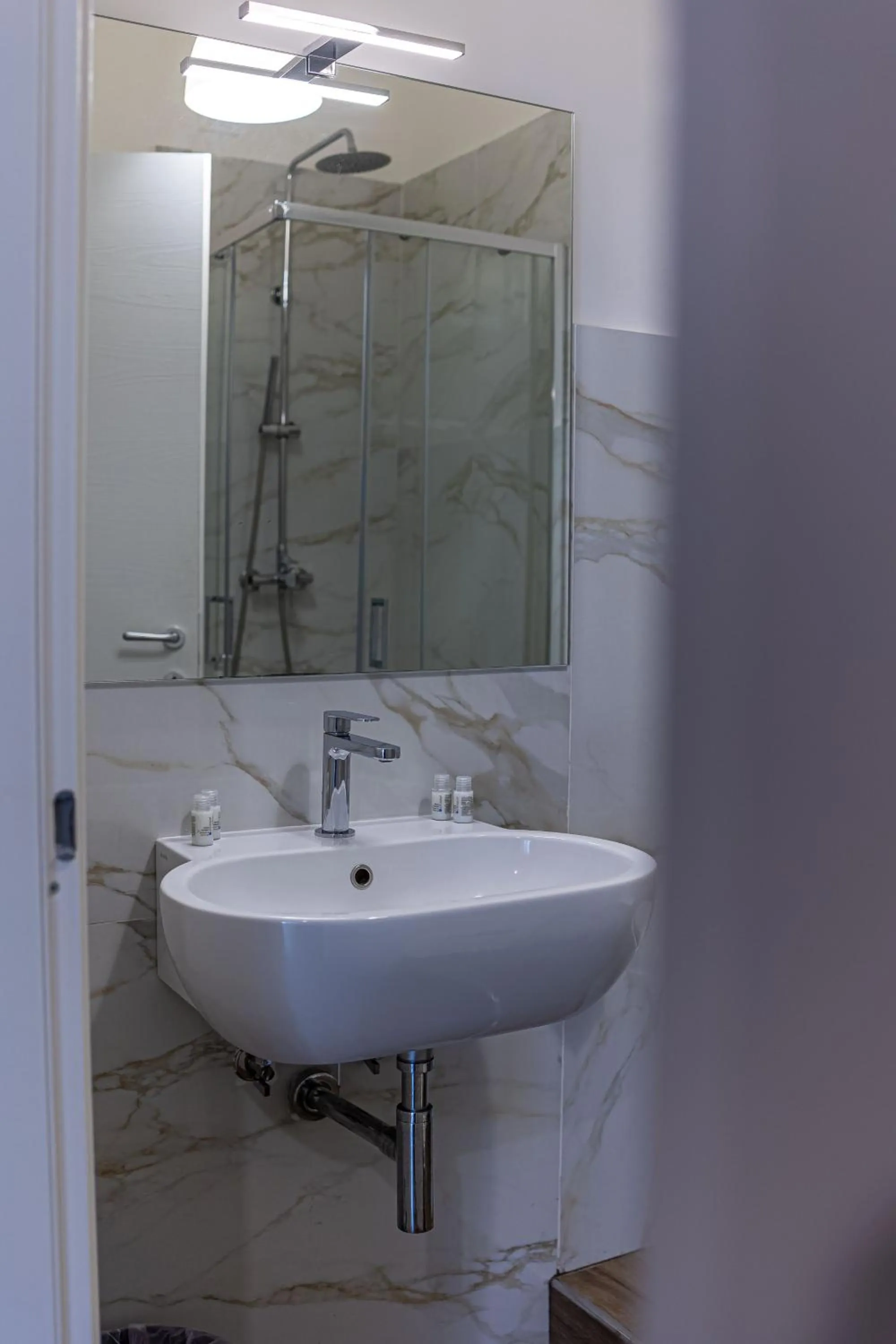 Shower in Nel Cuore di Parthenope