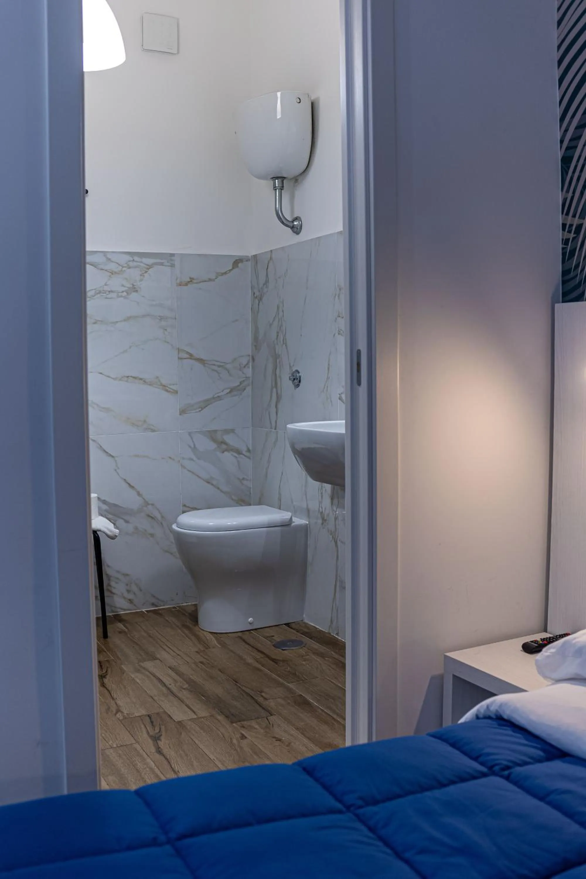 Bathroom, Bed in Nel Cuore di Parthenope
