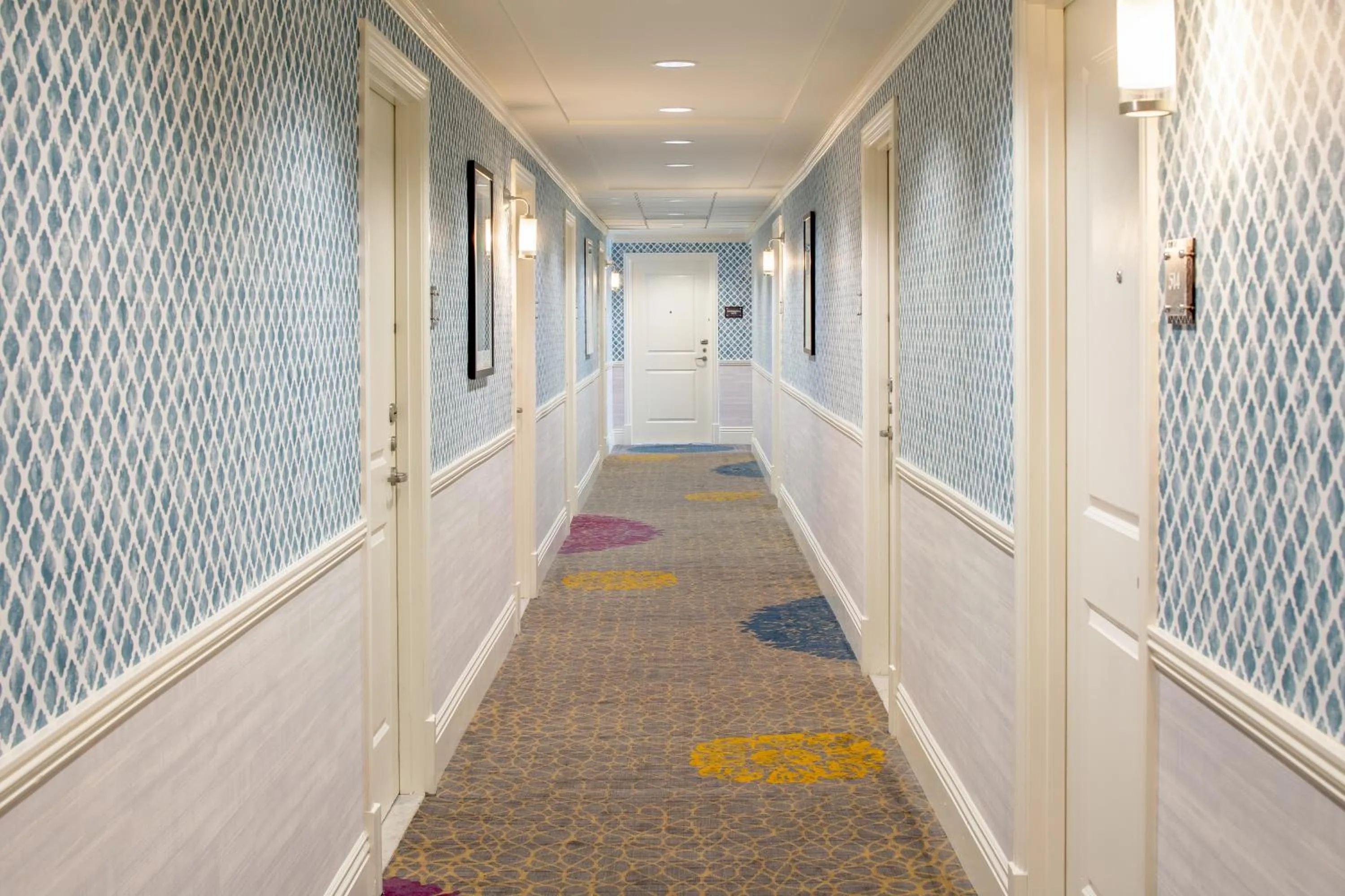 Property building in Hotel Shattuck Plaza