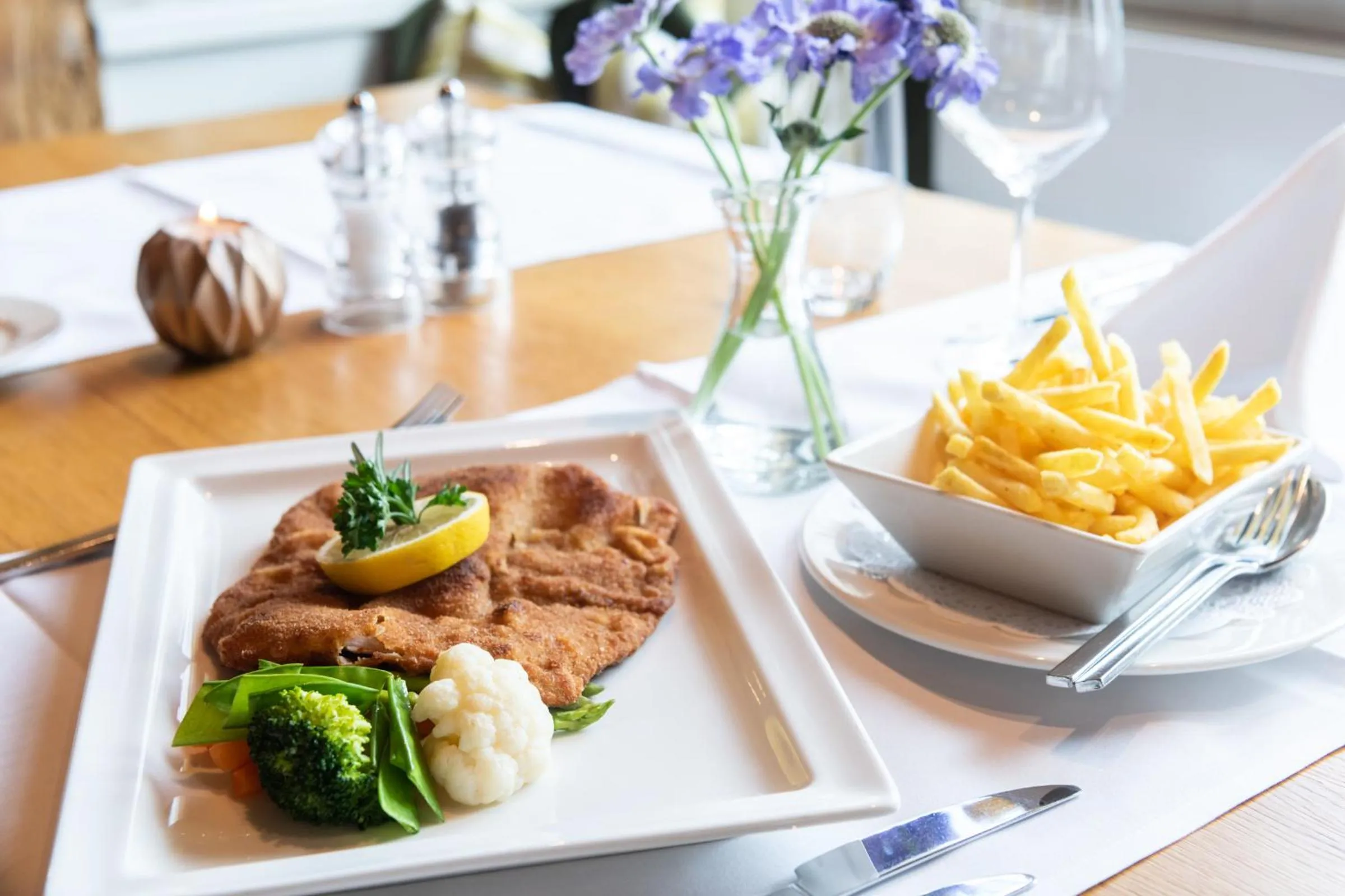 Food and drinks in Hotel Lenzerhorn - Alpine Stay, Spa & Savour