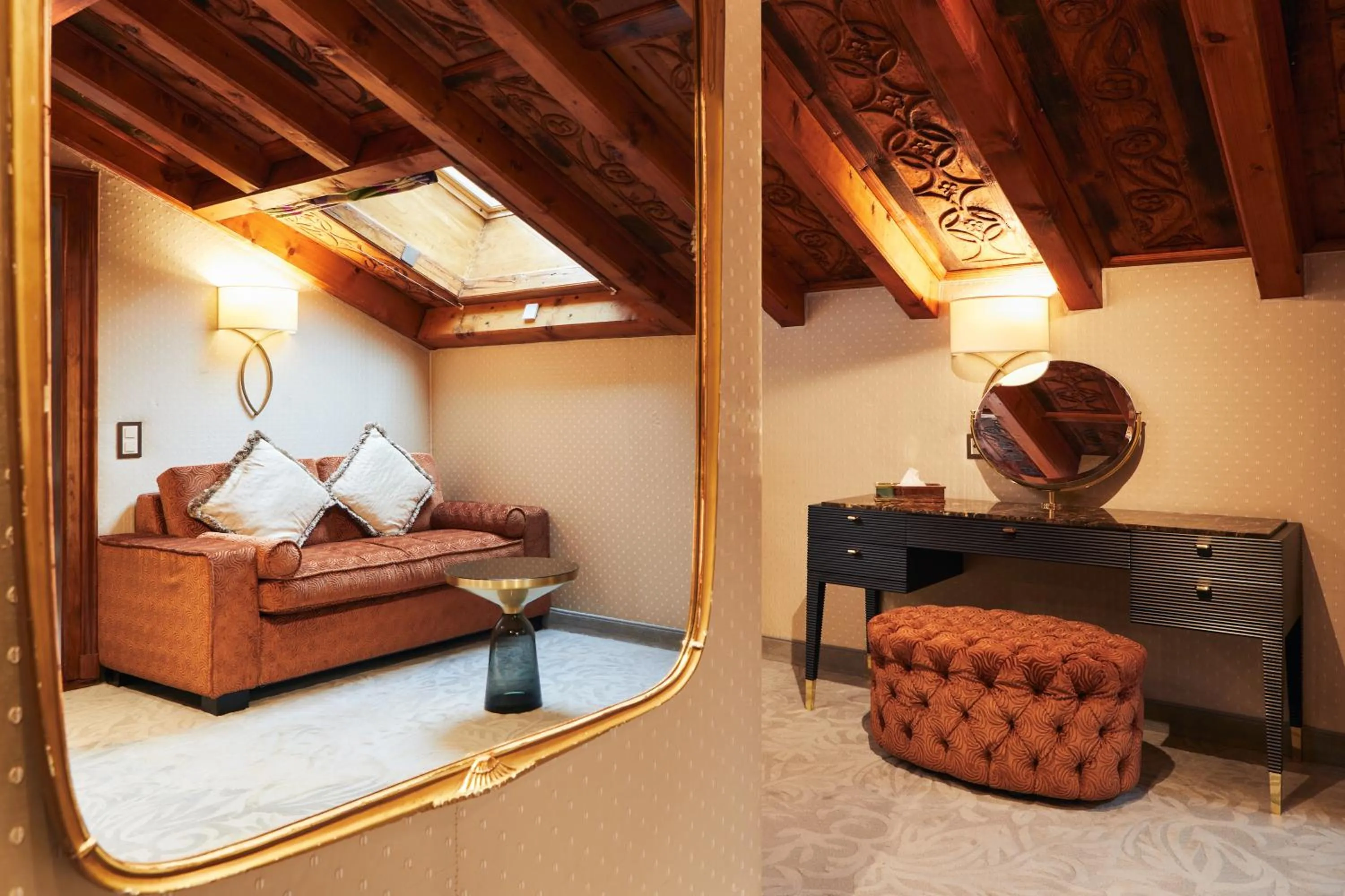 Living room in Resort Hotel Alex Zermatt