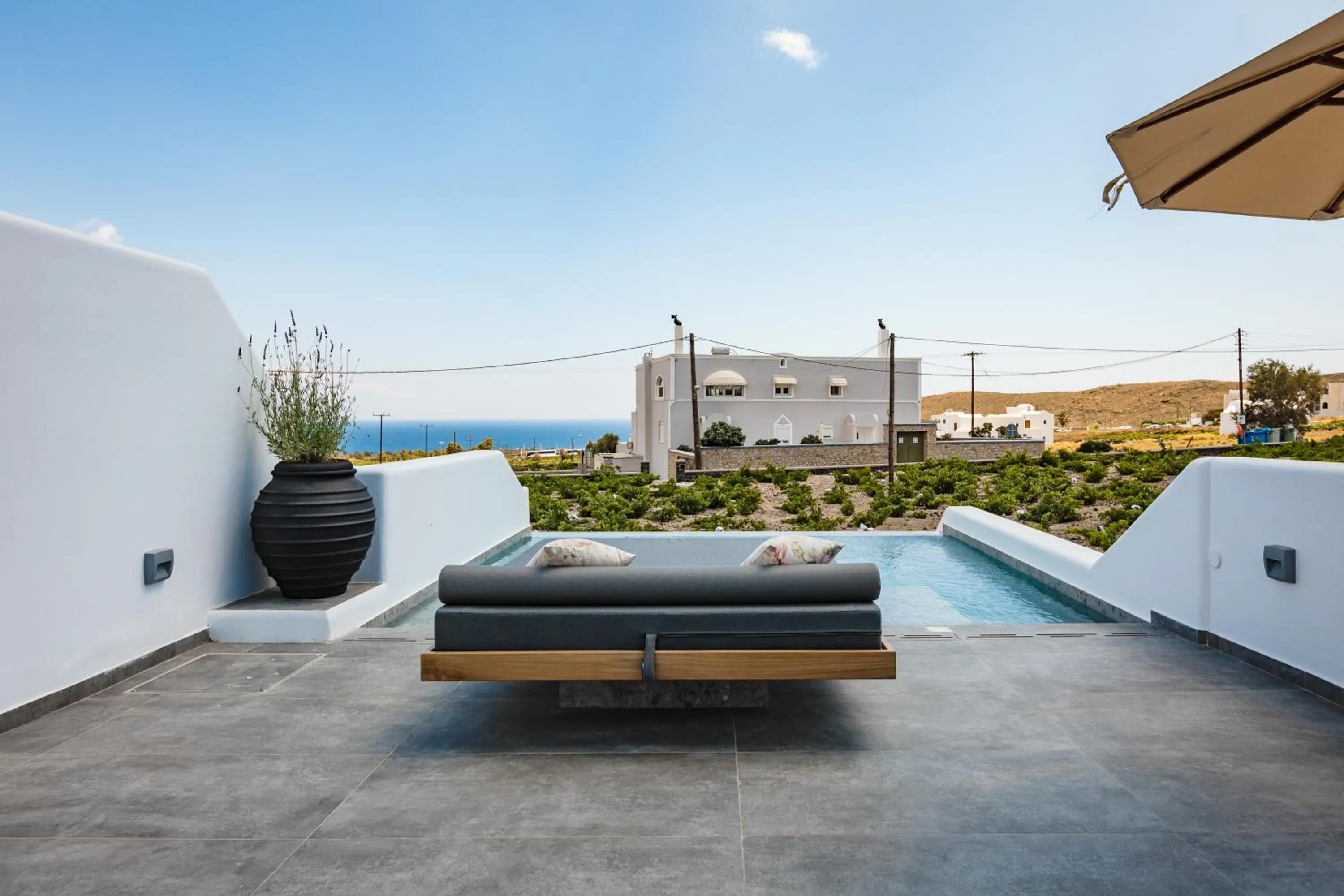 Day in Vineyard Exclusive Suites