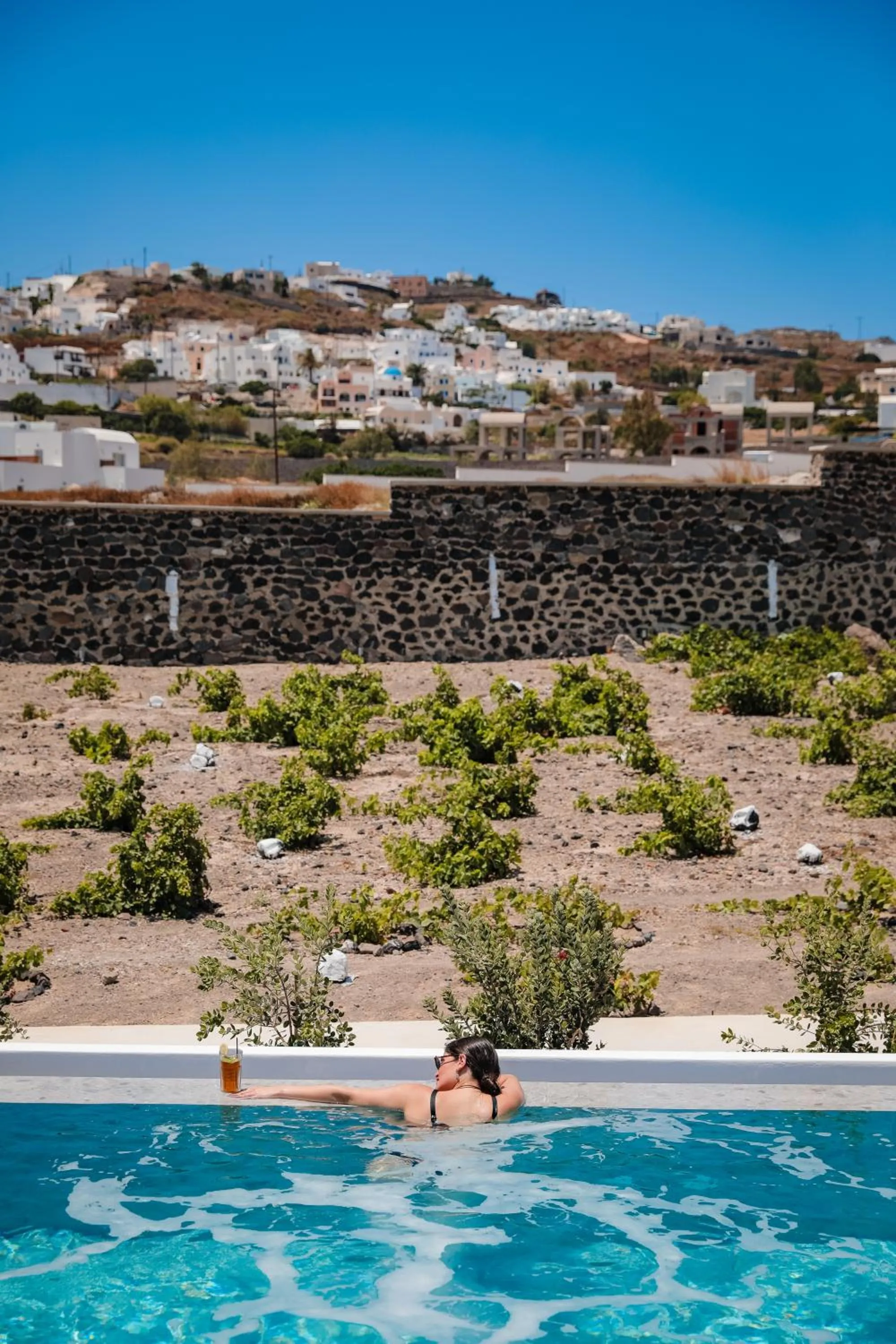 Pool view in Vineyard Exclusive Suites