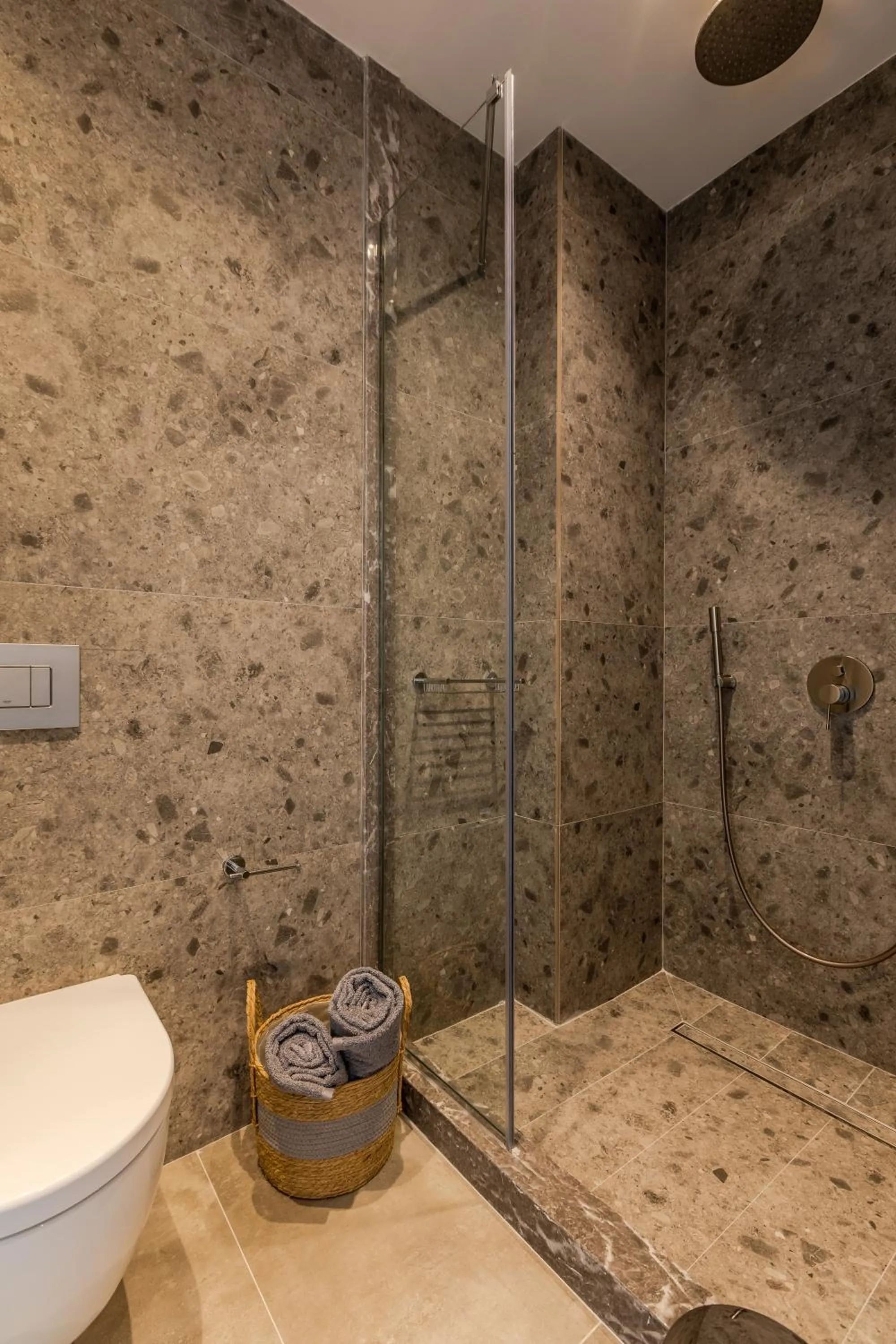 Shower in Vineyard Exclusive Suites