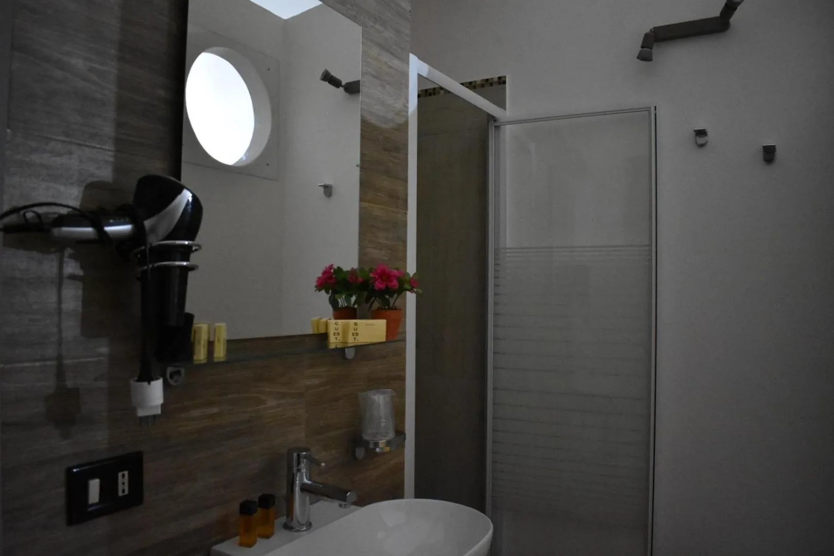 Bathroom in Alma Nua