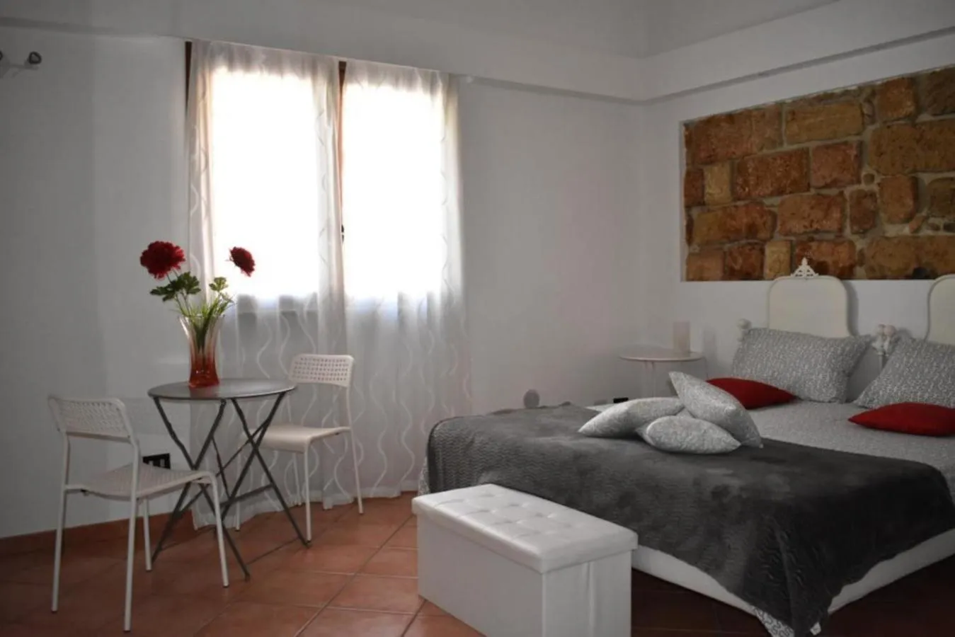 Bedroom, Bed in Alma Nua