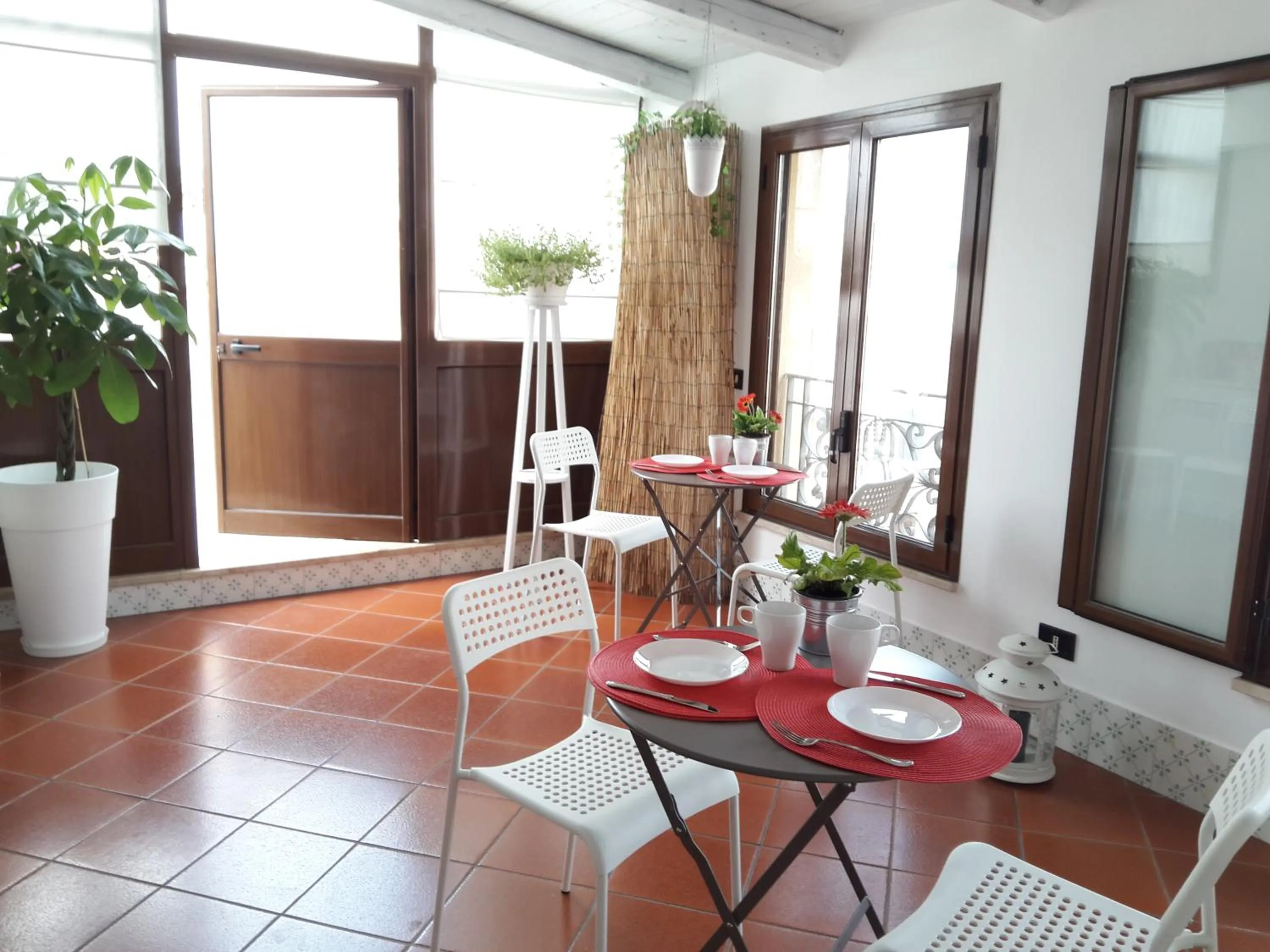 Communal kitchen in Alma Nua