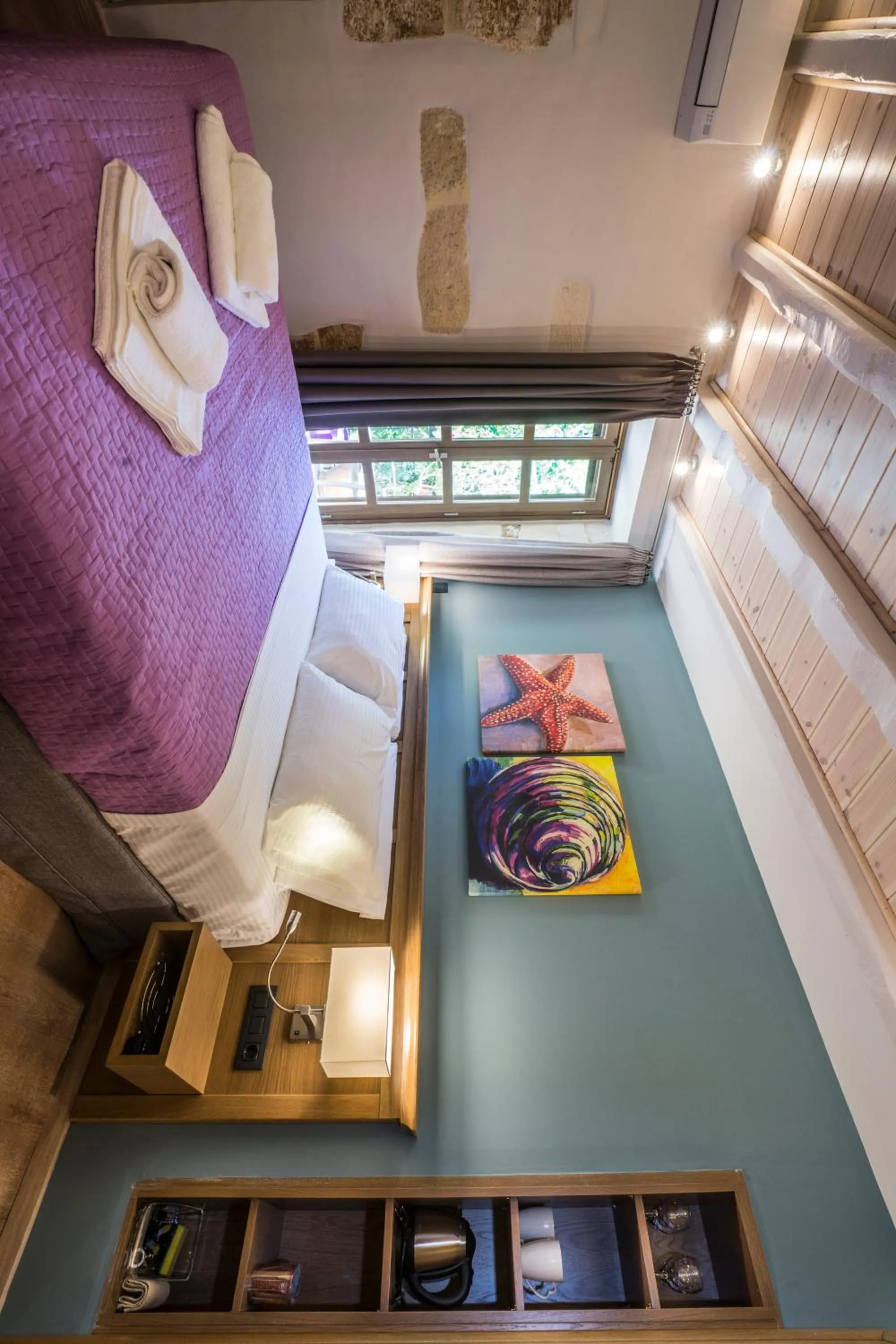 Photo of the whole room, Bed in 11City Rooms