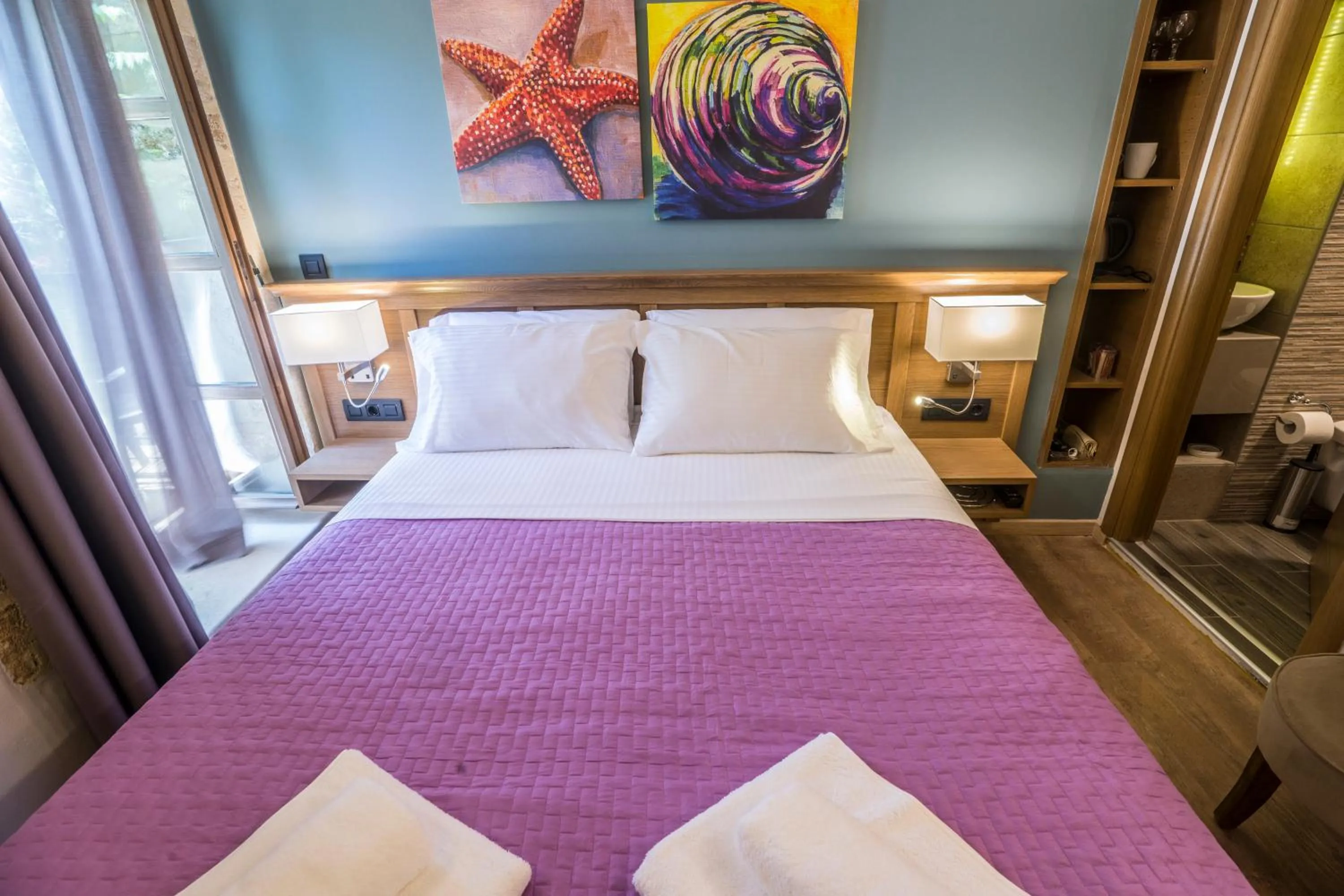 Photo of the whole room, Bed in 11City Rooms