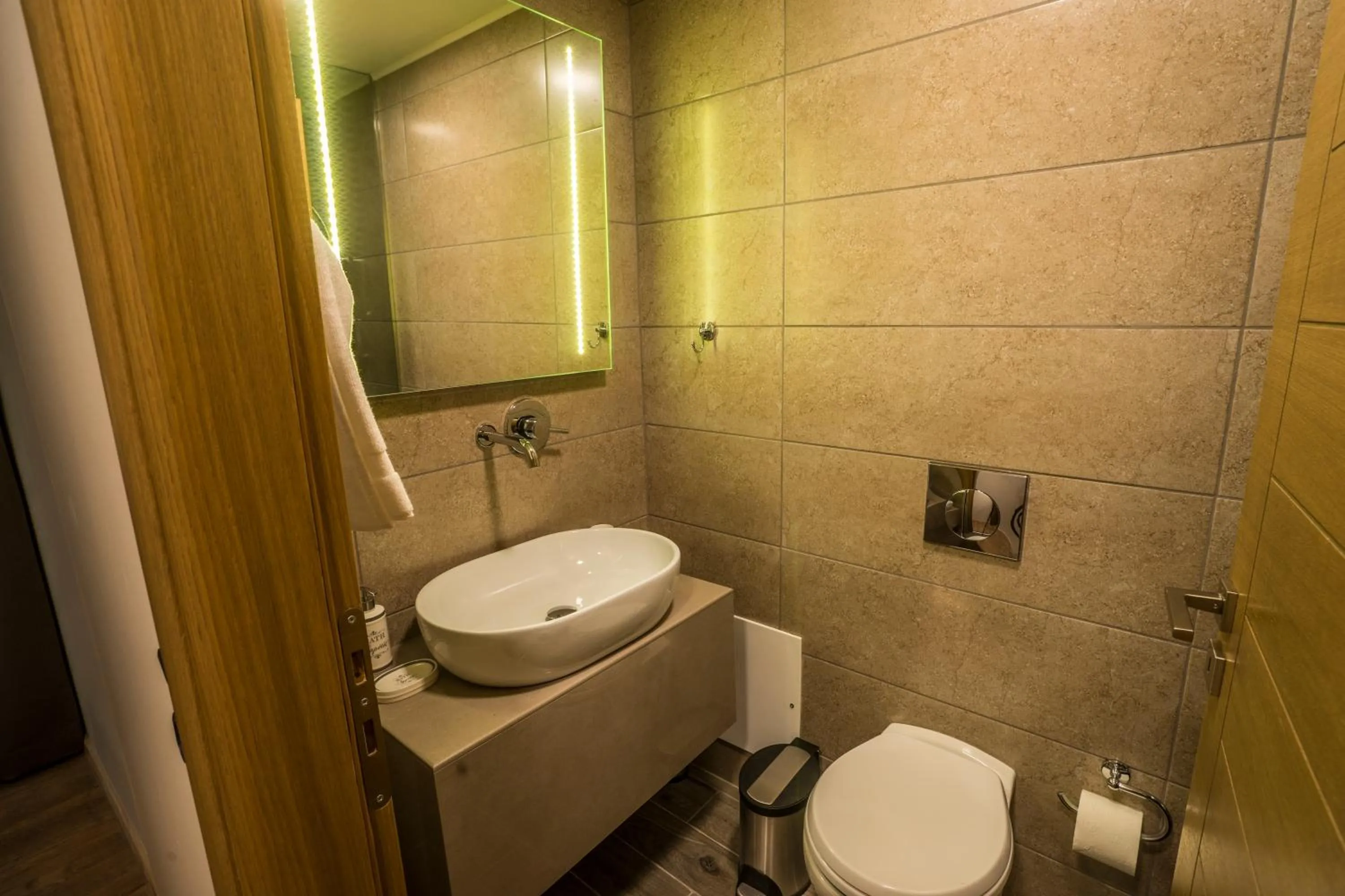 Bathroom in 11City Rooms