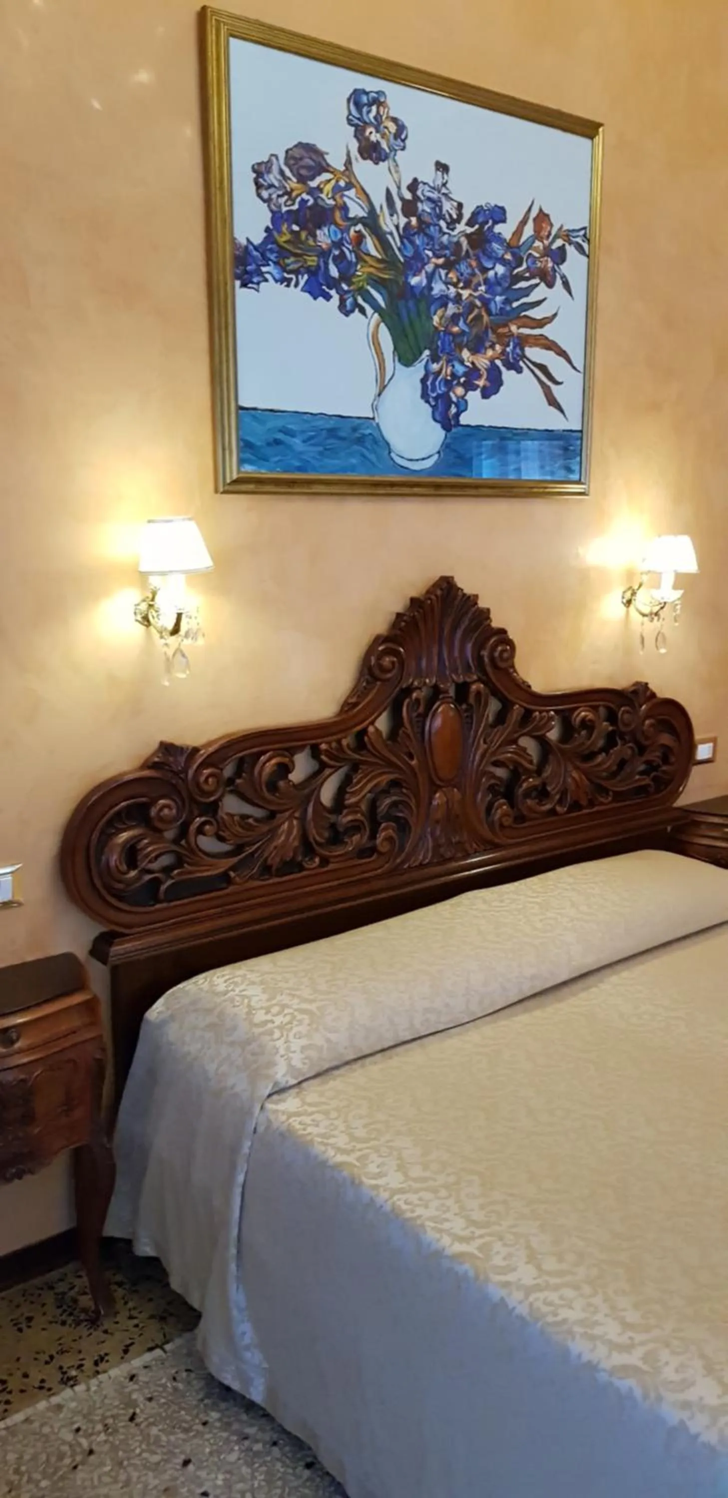 Photo of the whole room in BB Venezia