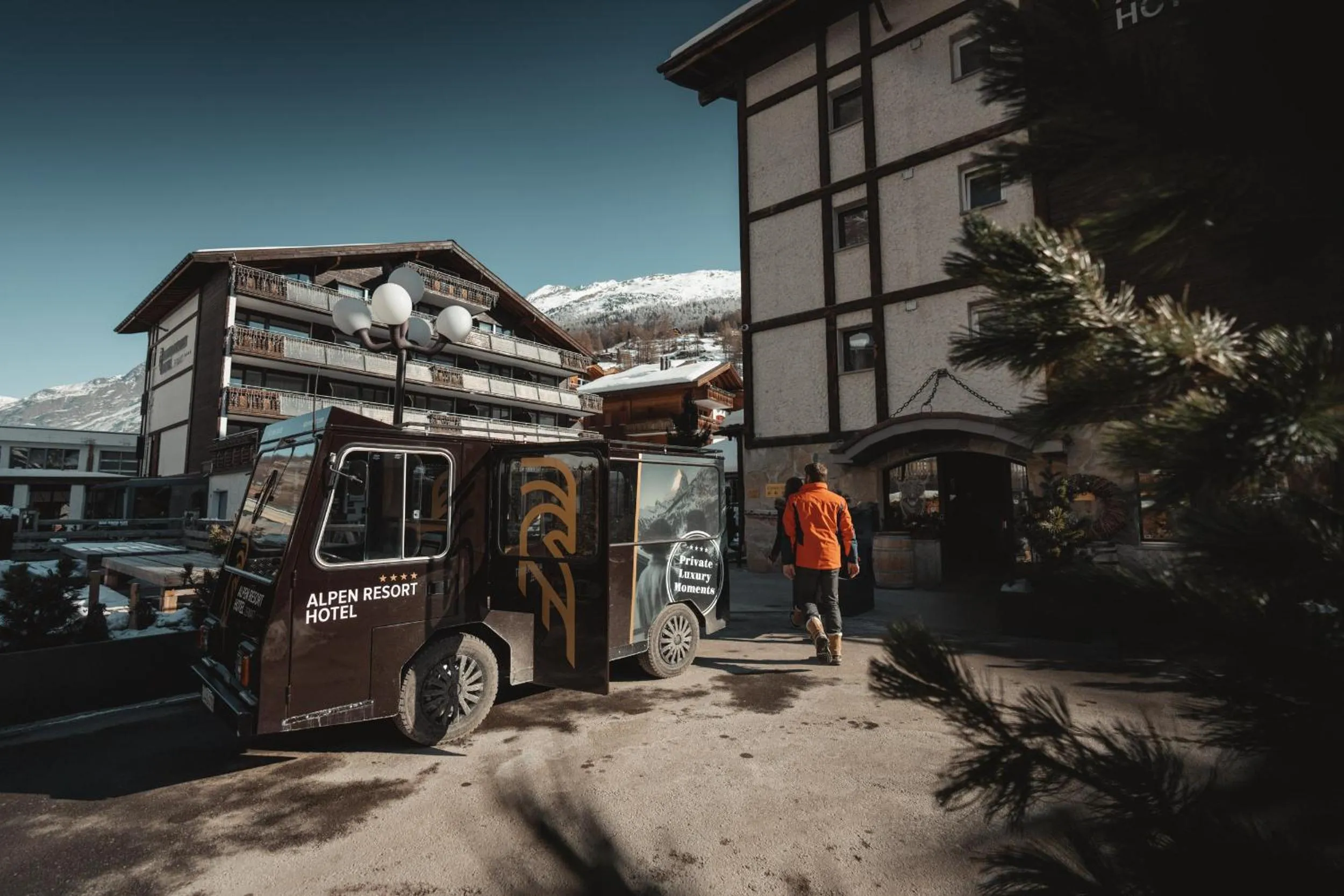 Facade/entrance in Alpen Resort & Spa