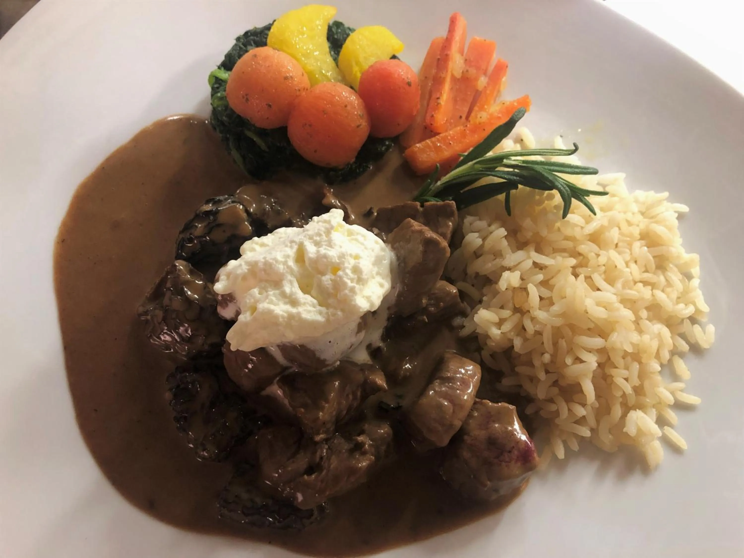 Restaurant/places to eat in Hotel Châlet Du Lac