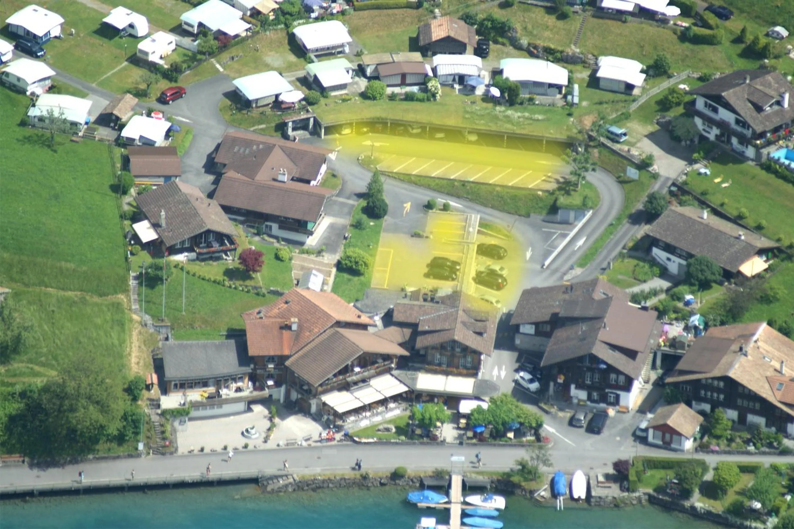Property building in Hotel Châlet Du Lac