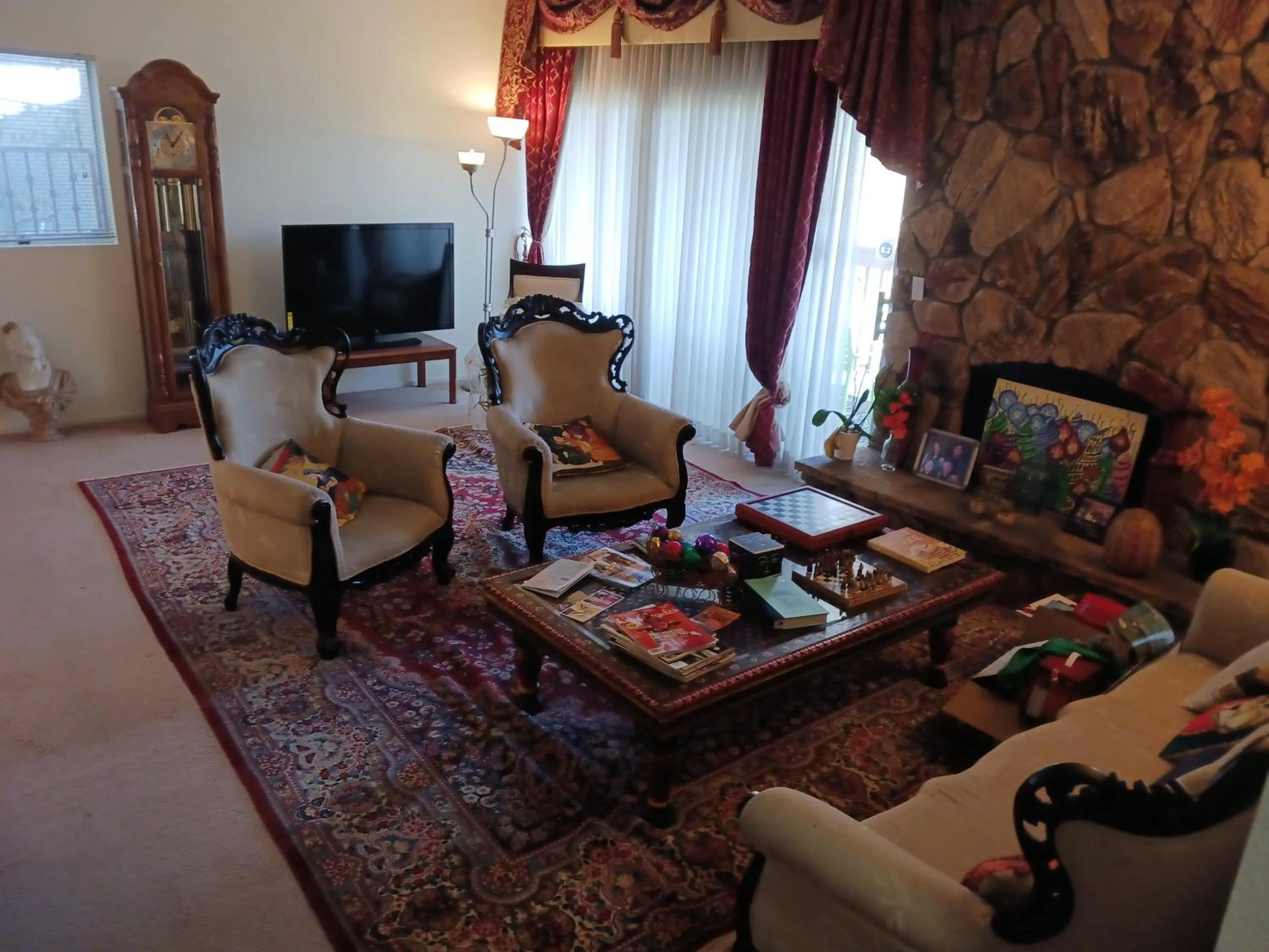 Property building in Bed and Breakfast in Hollywood Hills