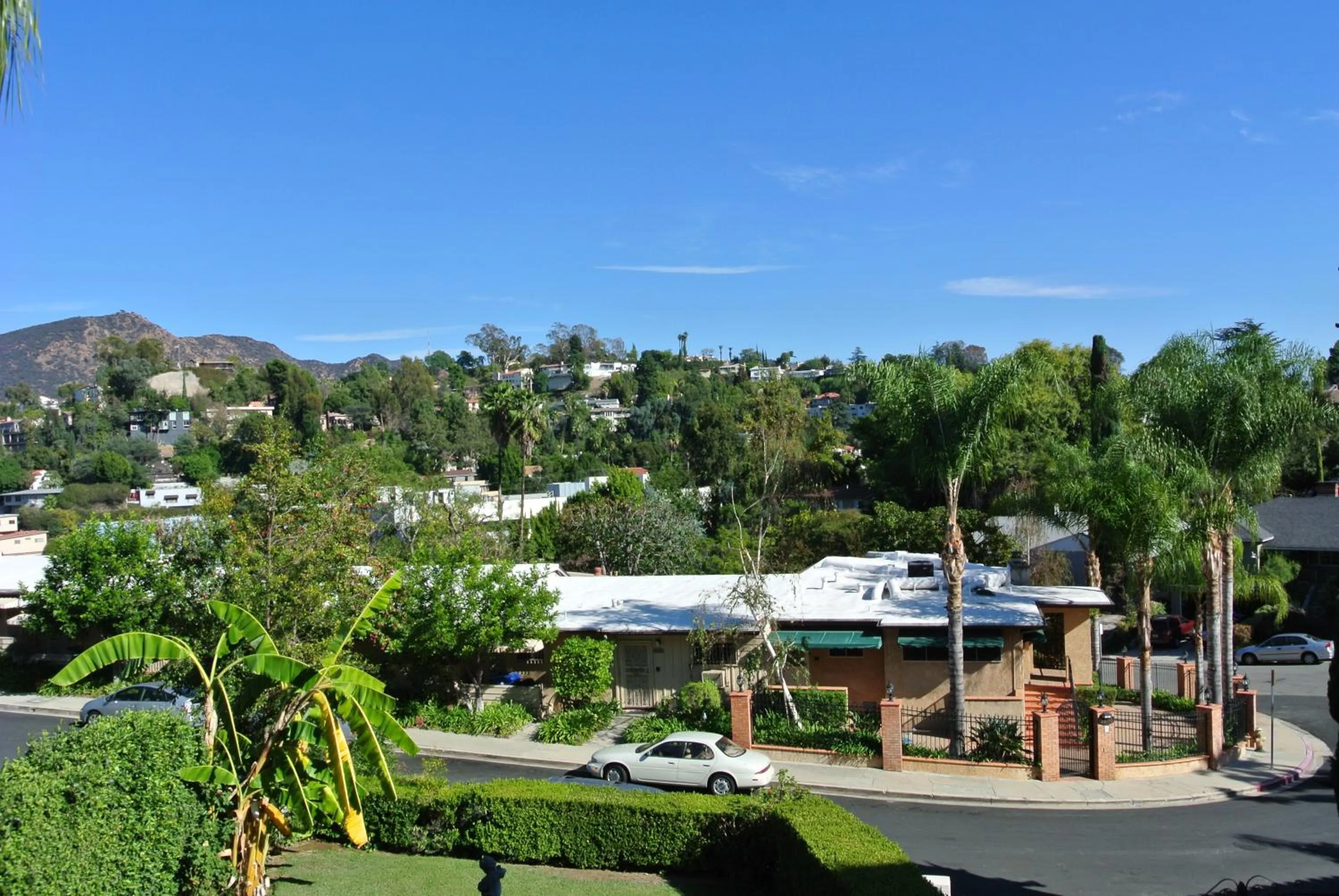 Property building in Bed and Breakfast in Hollywood Hills
