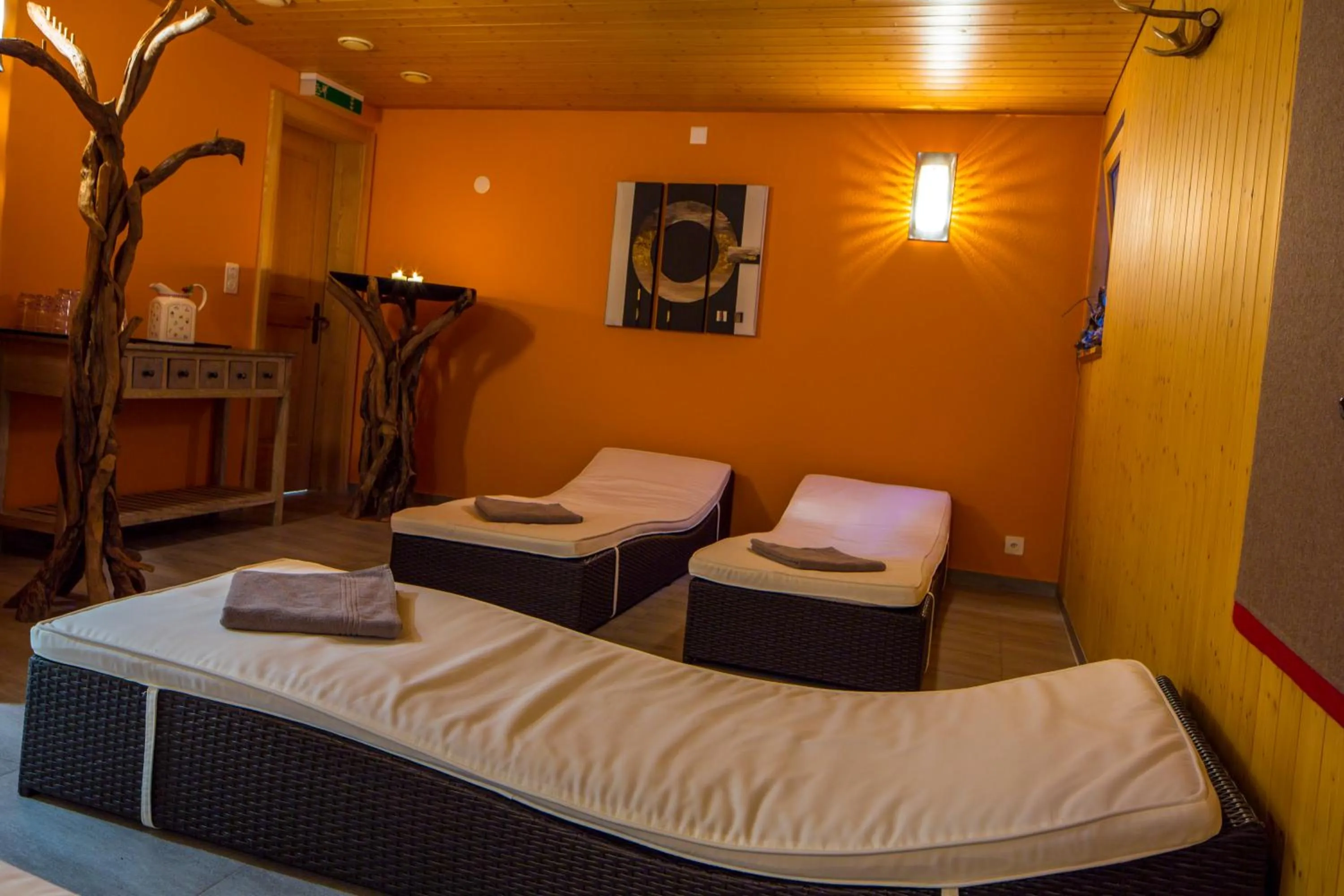 Sauna, Bed in Hotel Hubertus