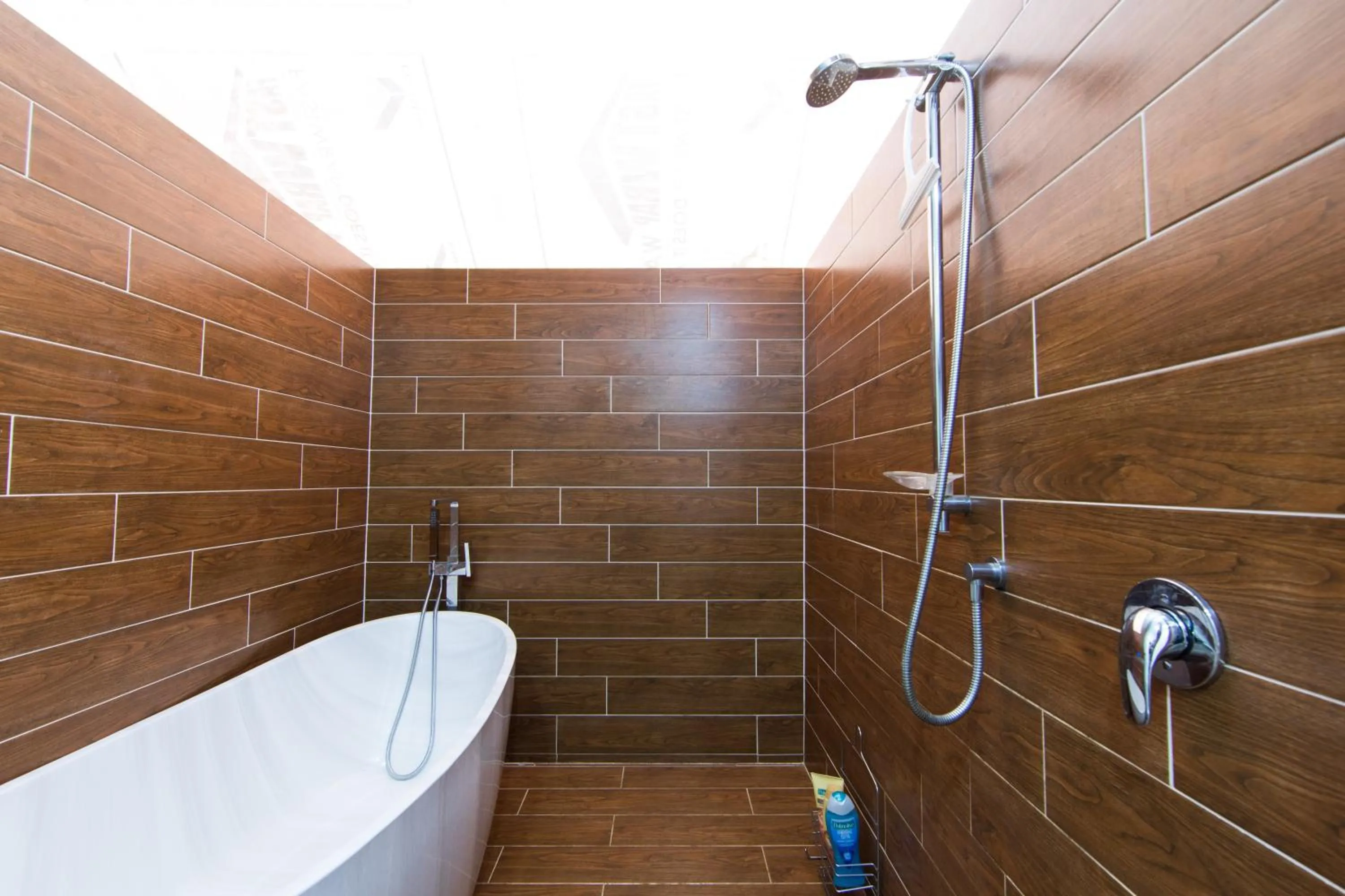 Bathroom in Kia Orana Villas and Spa