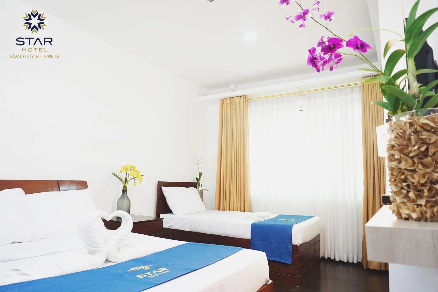 Bedroom, Bed in Star Hotel