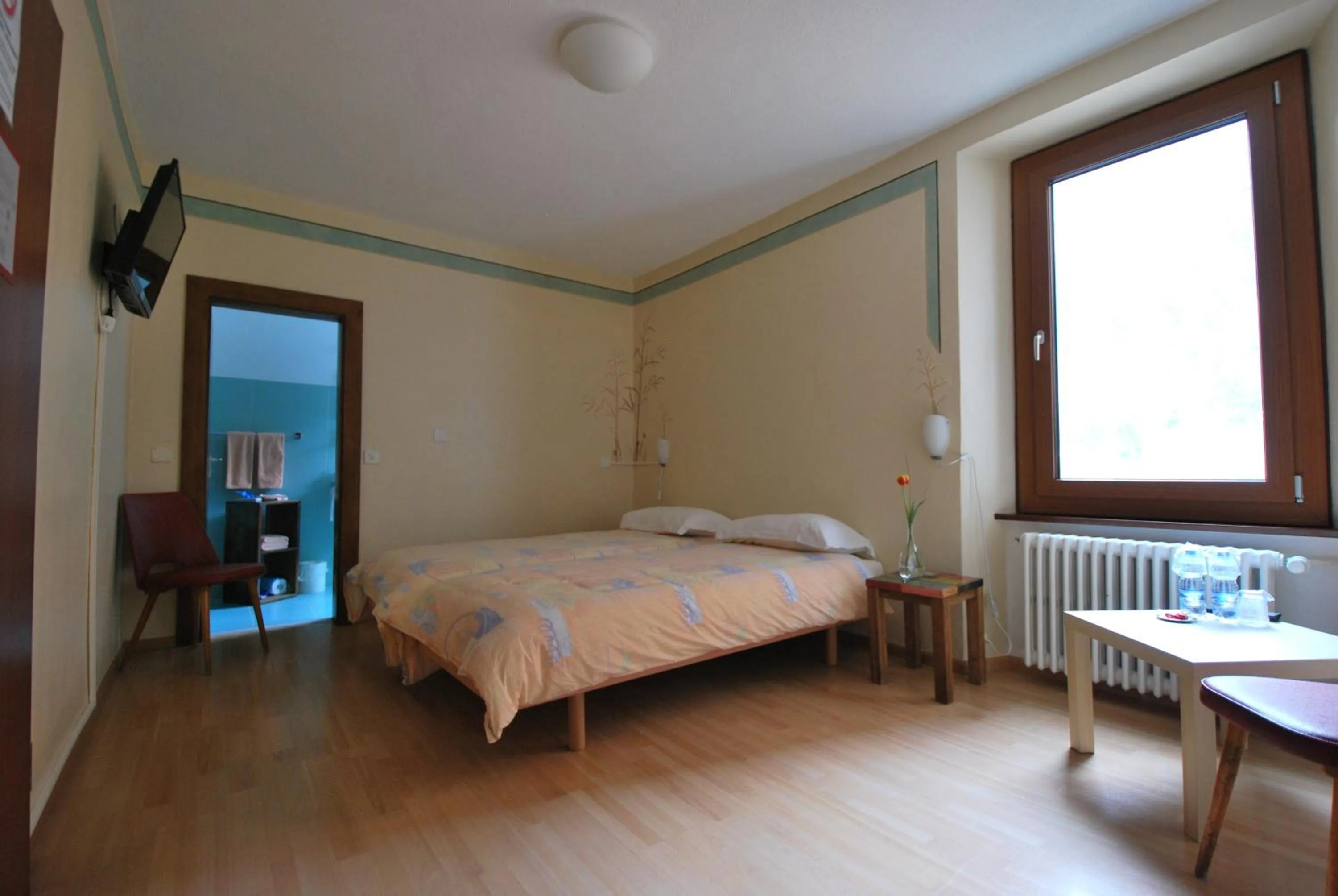 Shower, Bed in Hotel Ristorante Baldi