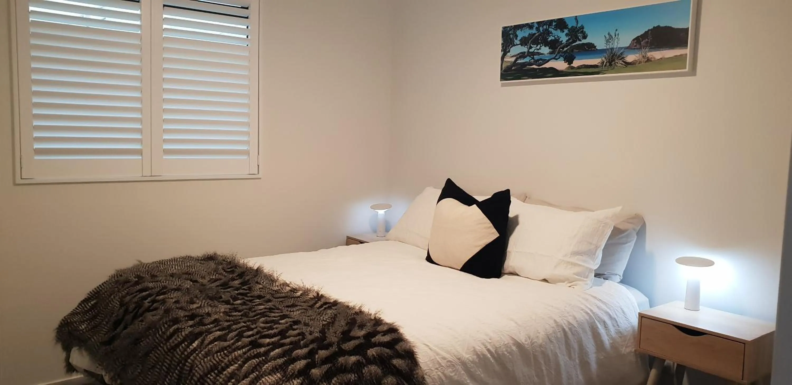 Bedroom, Bed in The Atrium