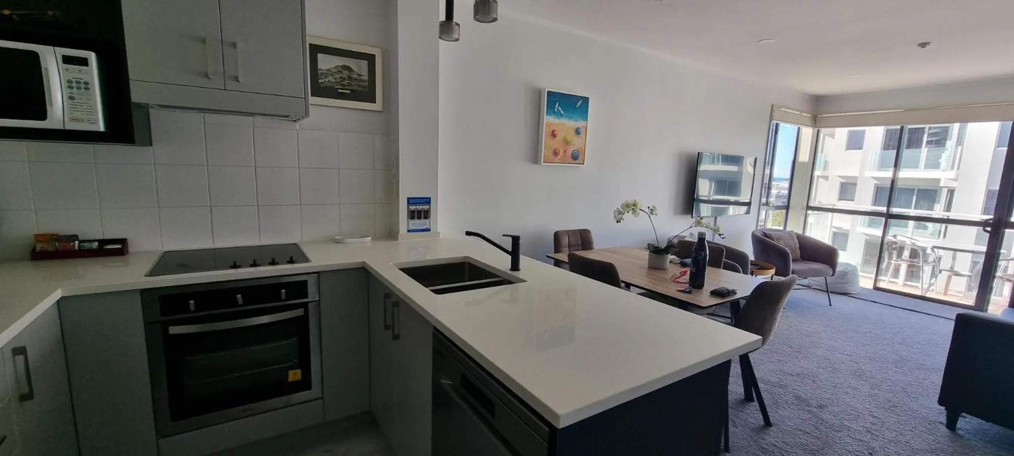 Kitchen or kitchenette in The Atrium