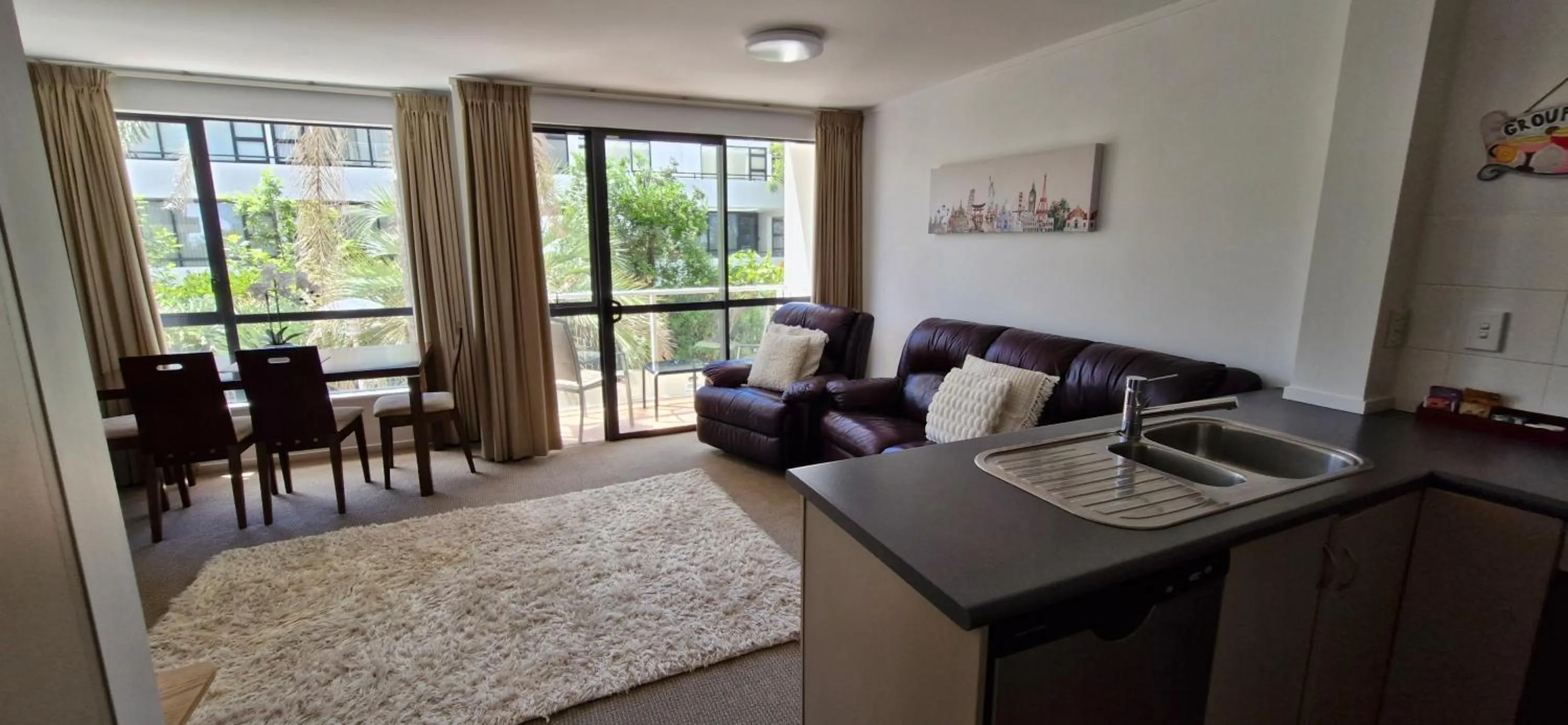 Lounge or bar in The Atrium