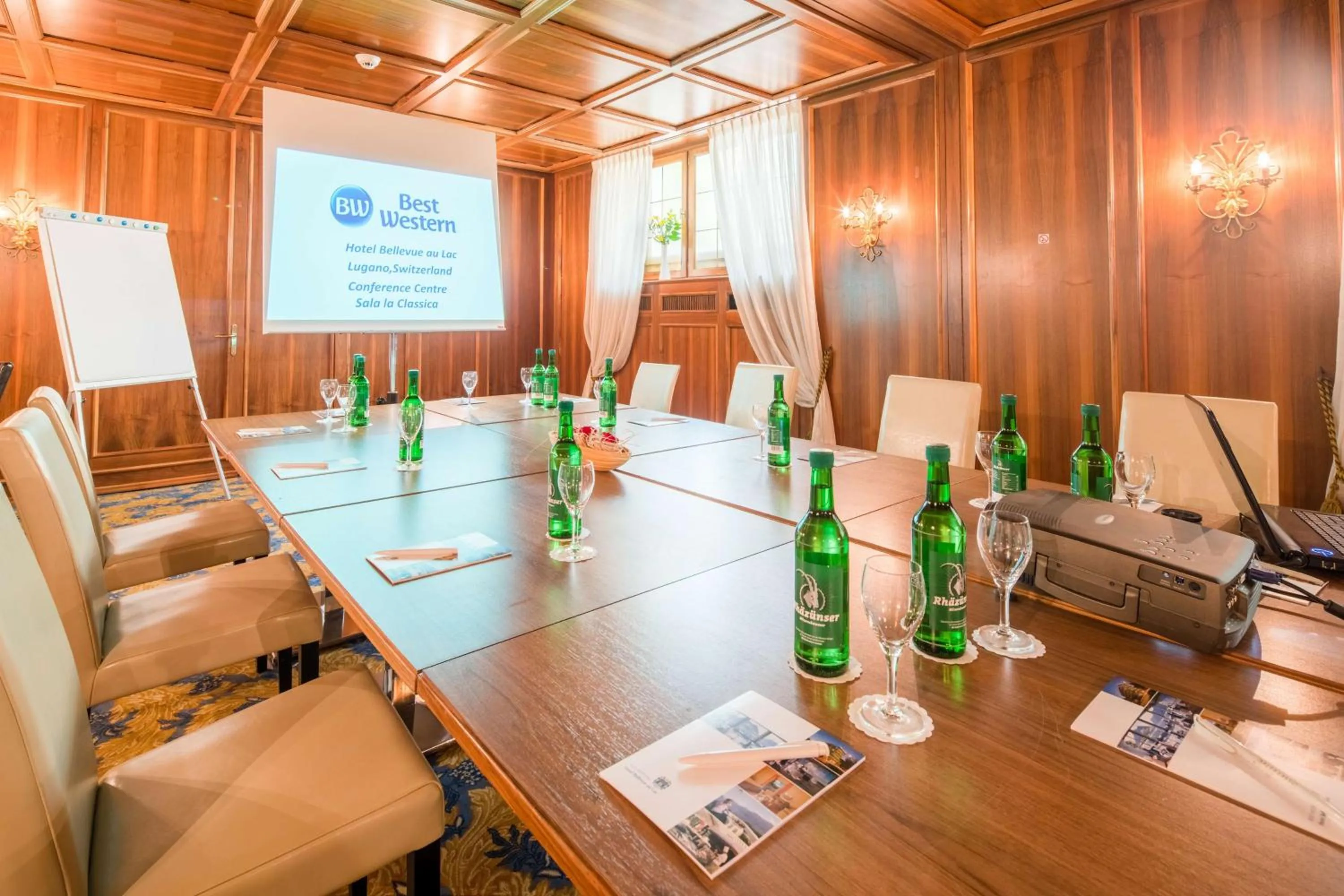 Meeting/conference room in Best Western Hotel Bellevue au Lac