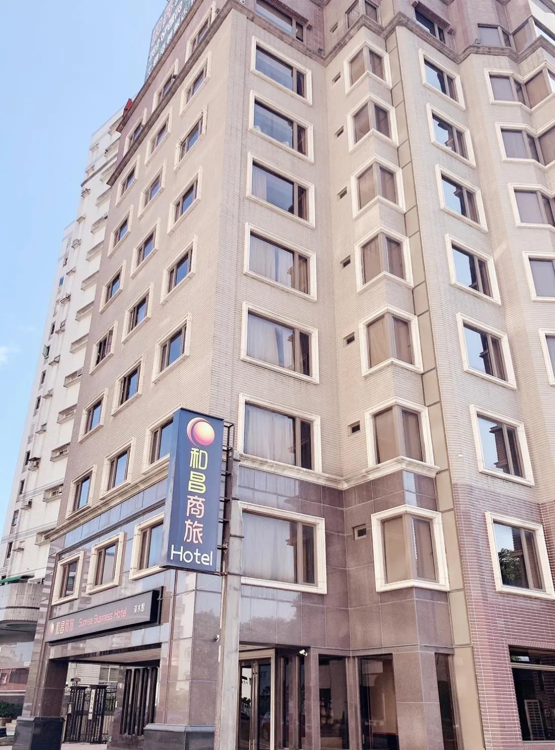 Property building in Sunrise Business Hotel - Tamsui