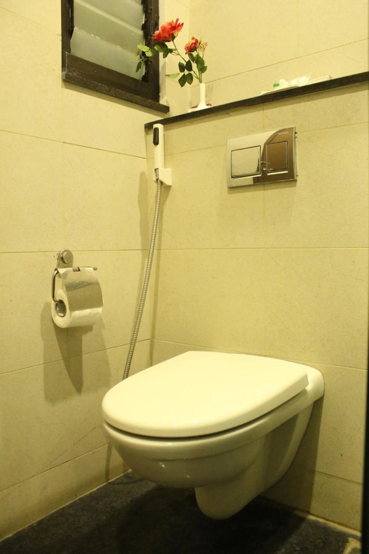 Bathroom in Hotel Nk Grand Park Airport Hotel