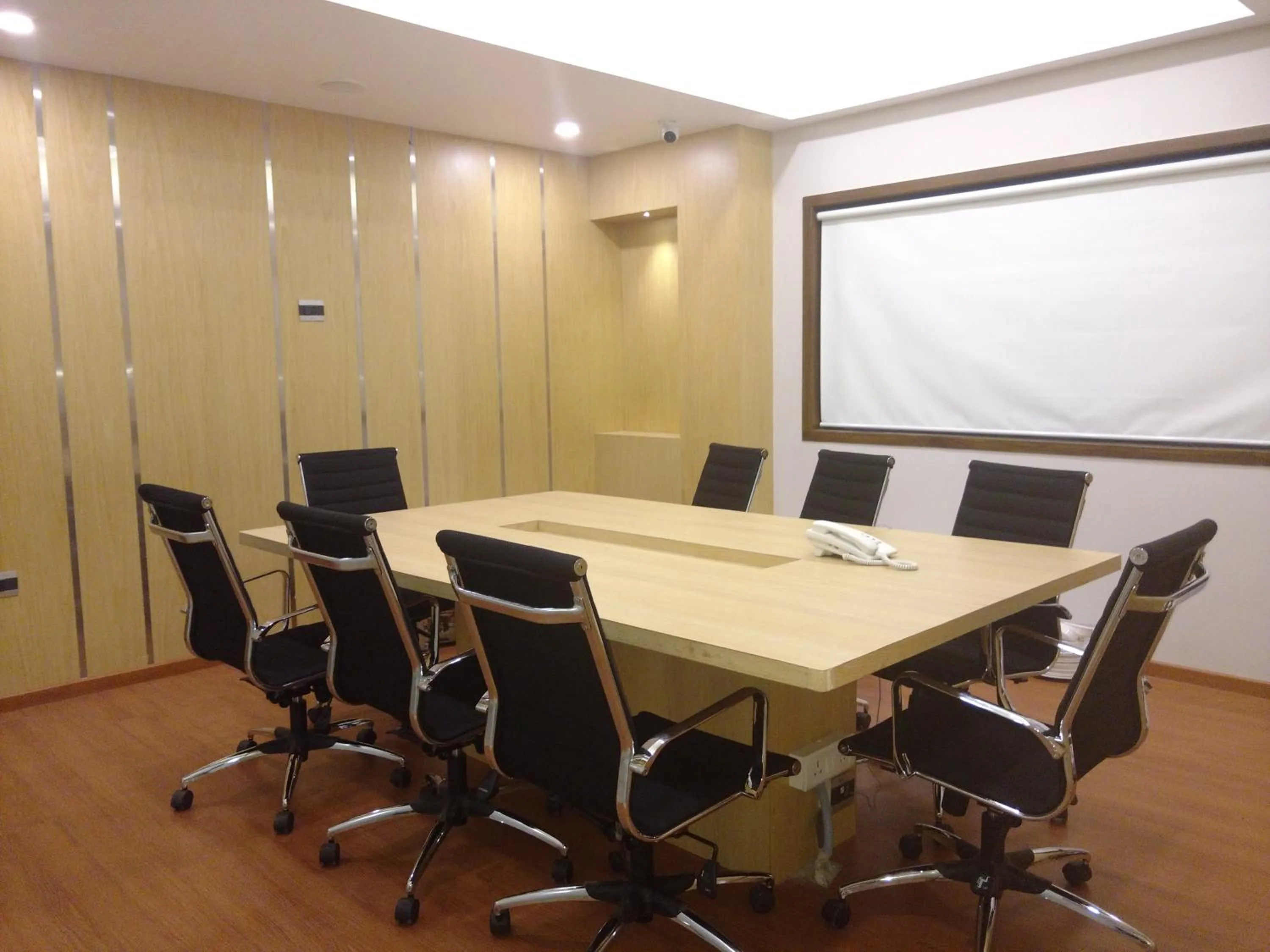 Area and facilities in Hotel Nk Grand Park Airport Hotel