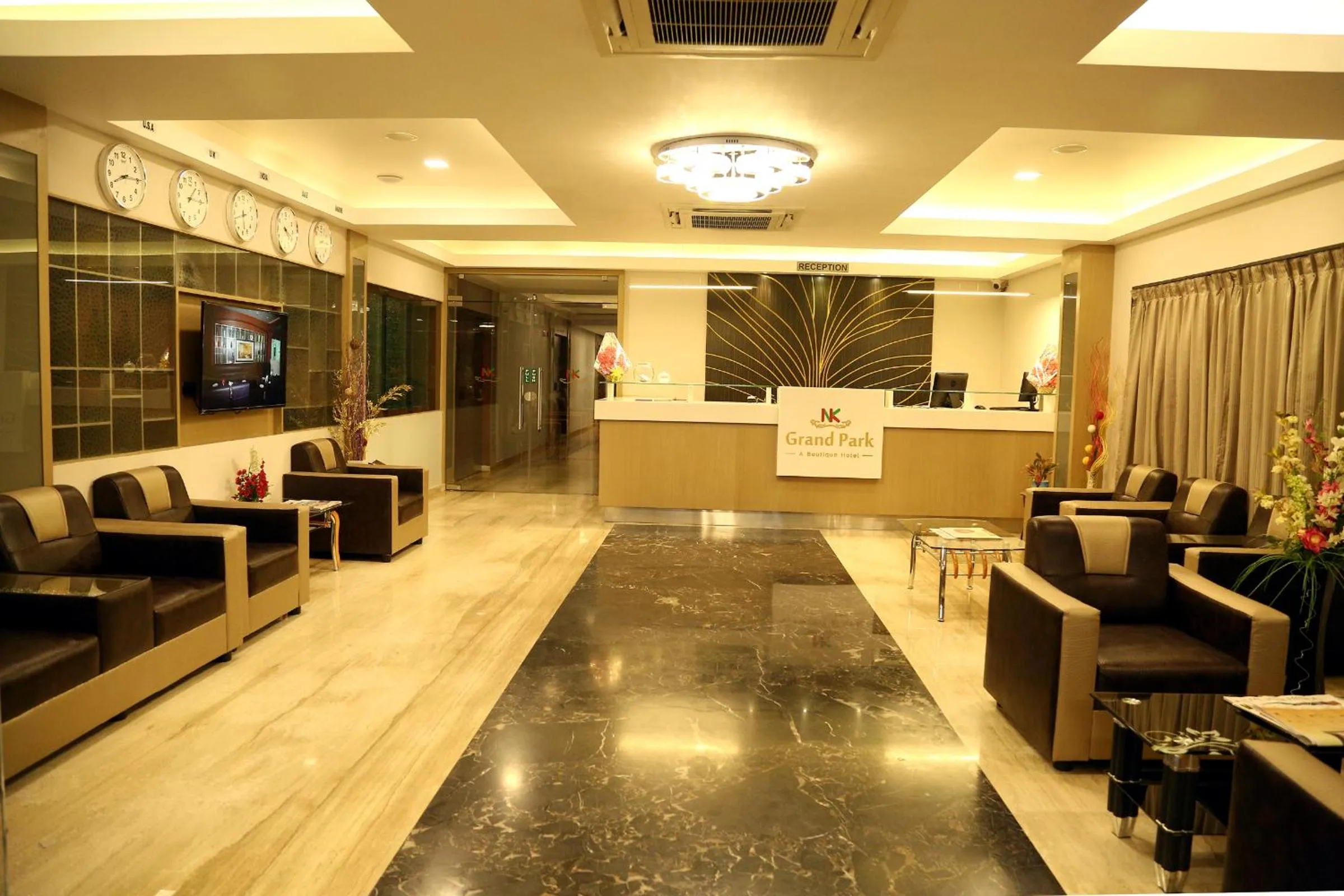 Lobby or reception in Hotel Nk Grand Park Airport Hotel