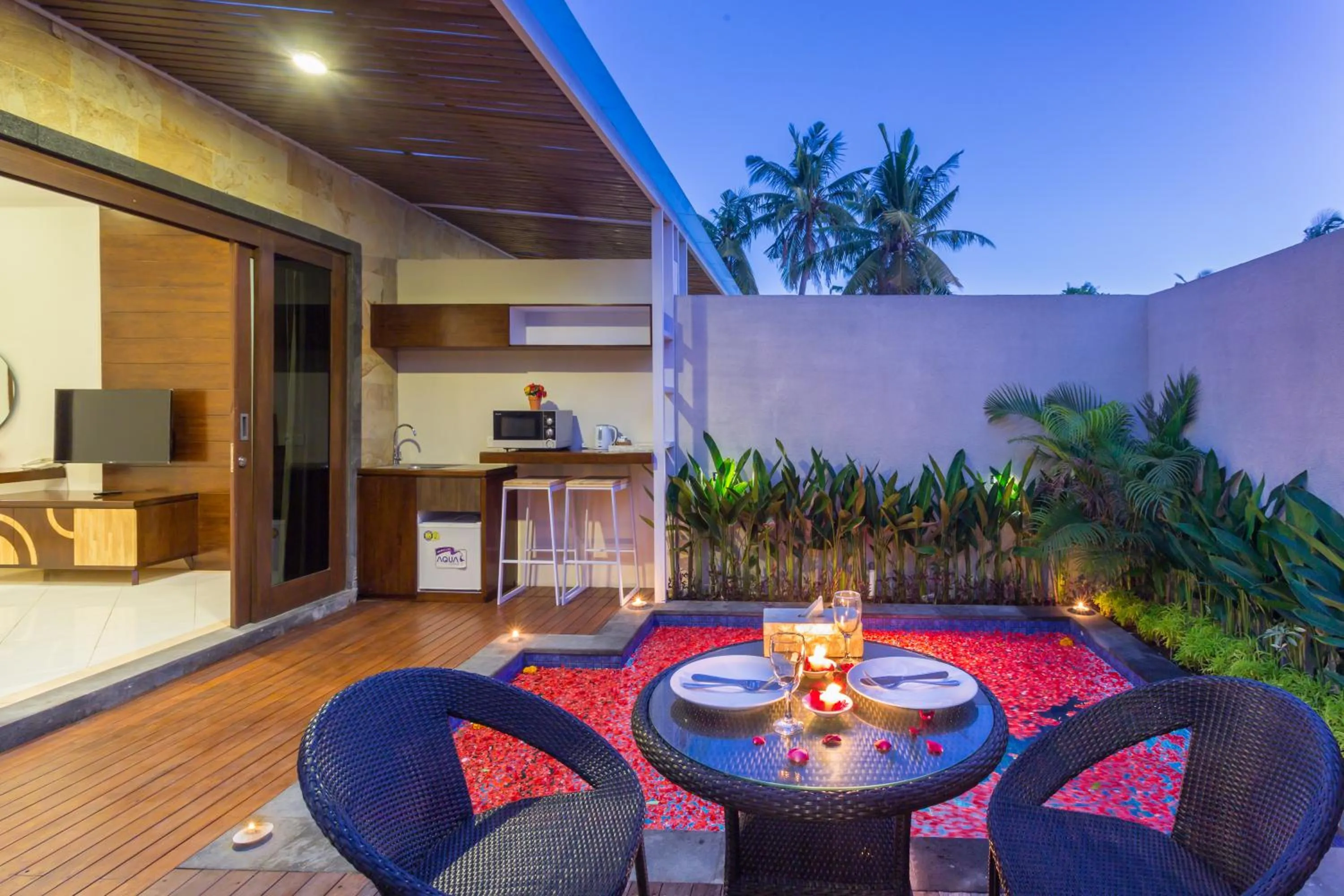 Dining area in Paisa Villa Seminyak