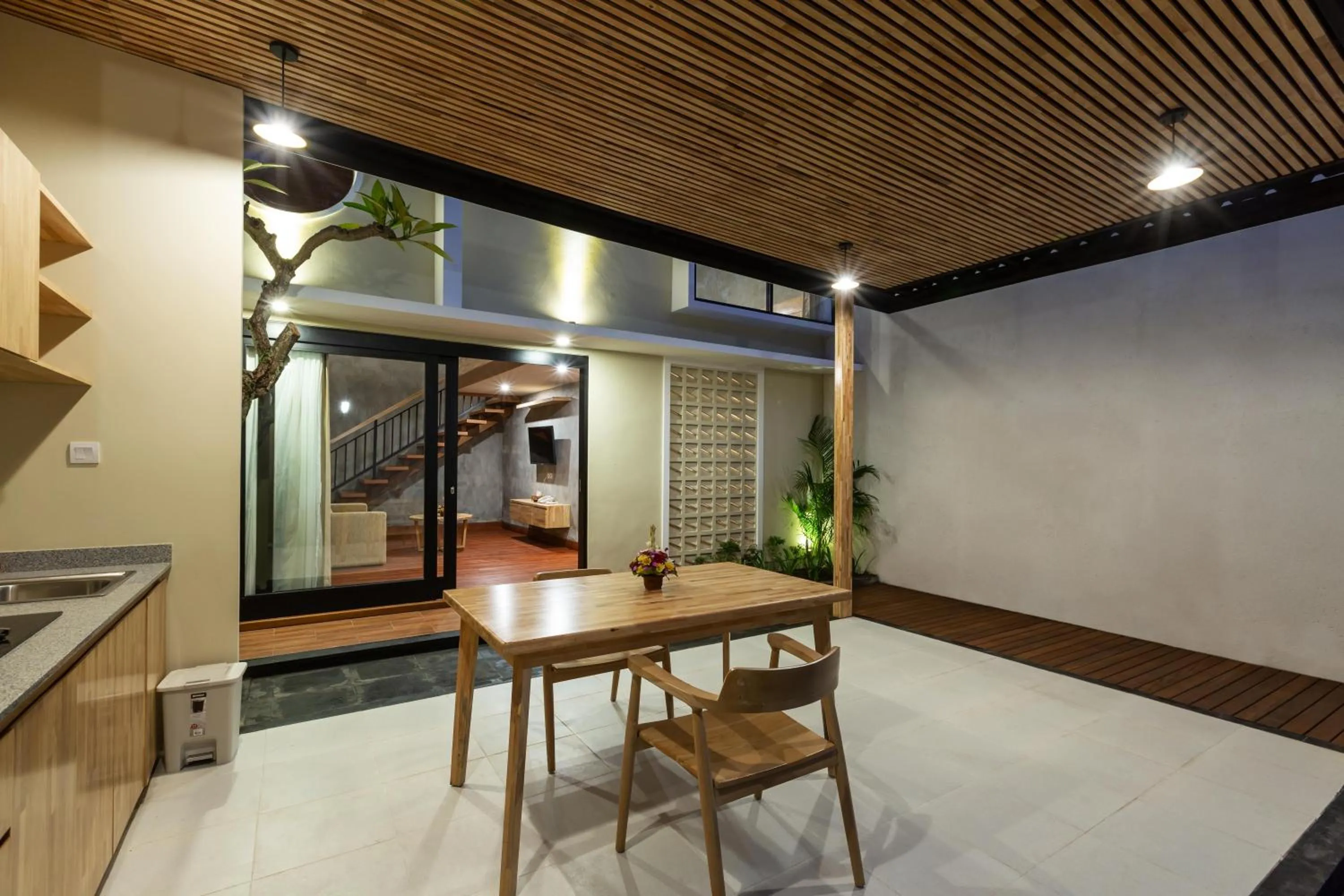 Dining area in Paisa Villa Seminyak