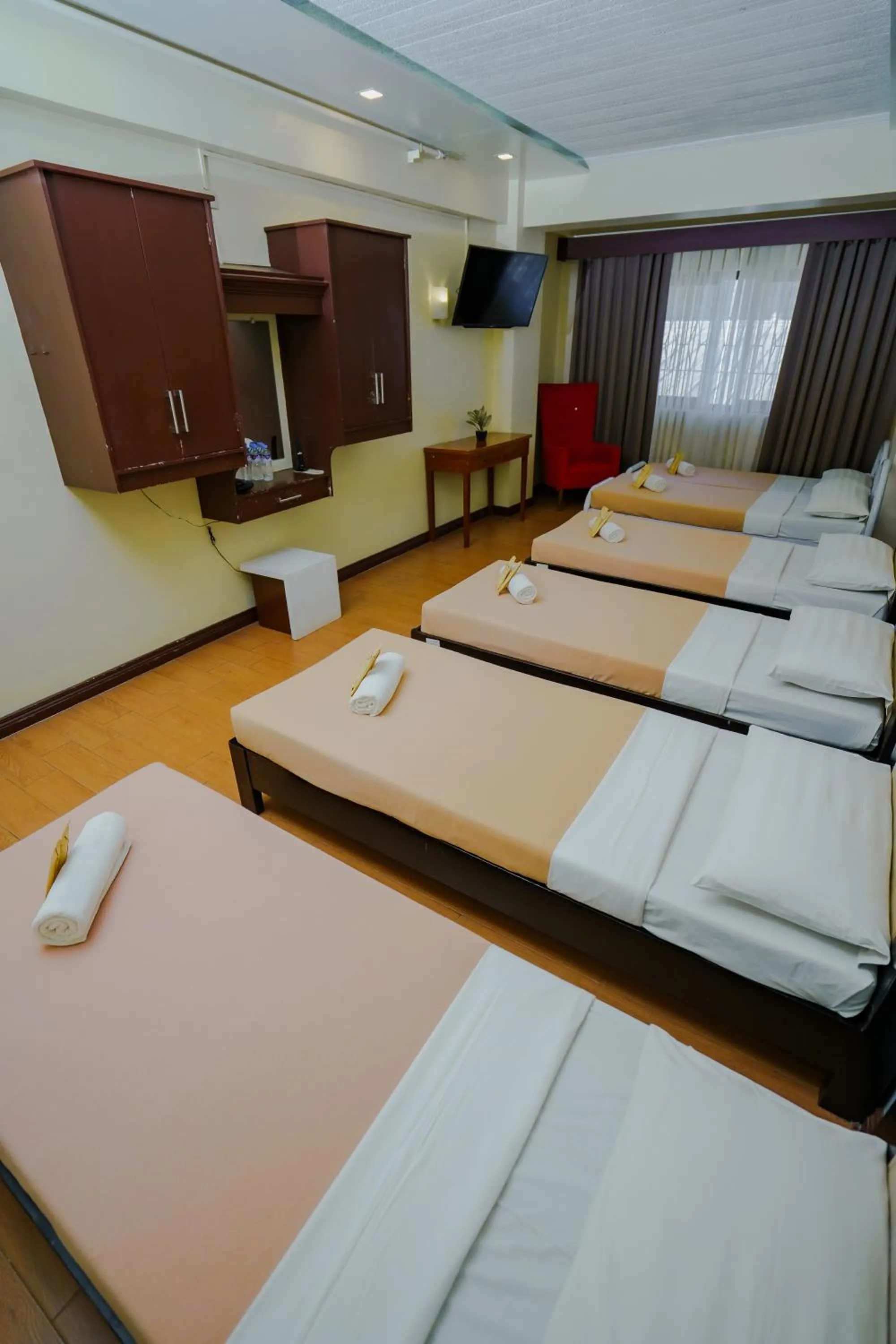 TV and multimedia, Bed in Venus Parkview Hotel