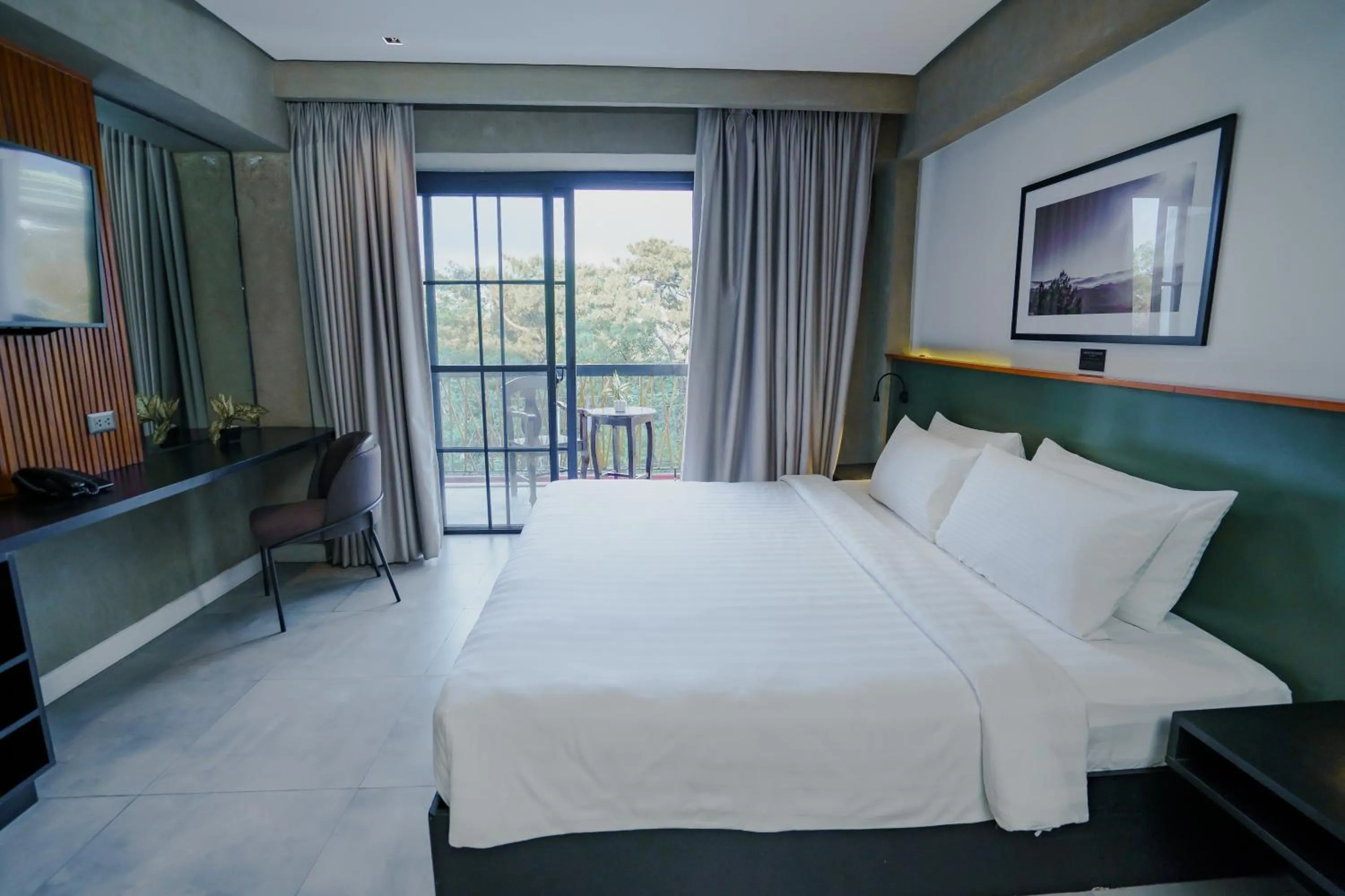 Bed in Venus Parkview Hotel