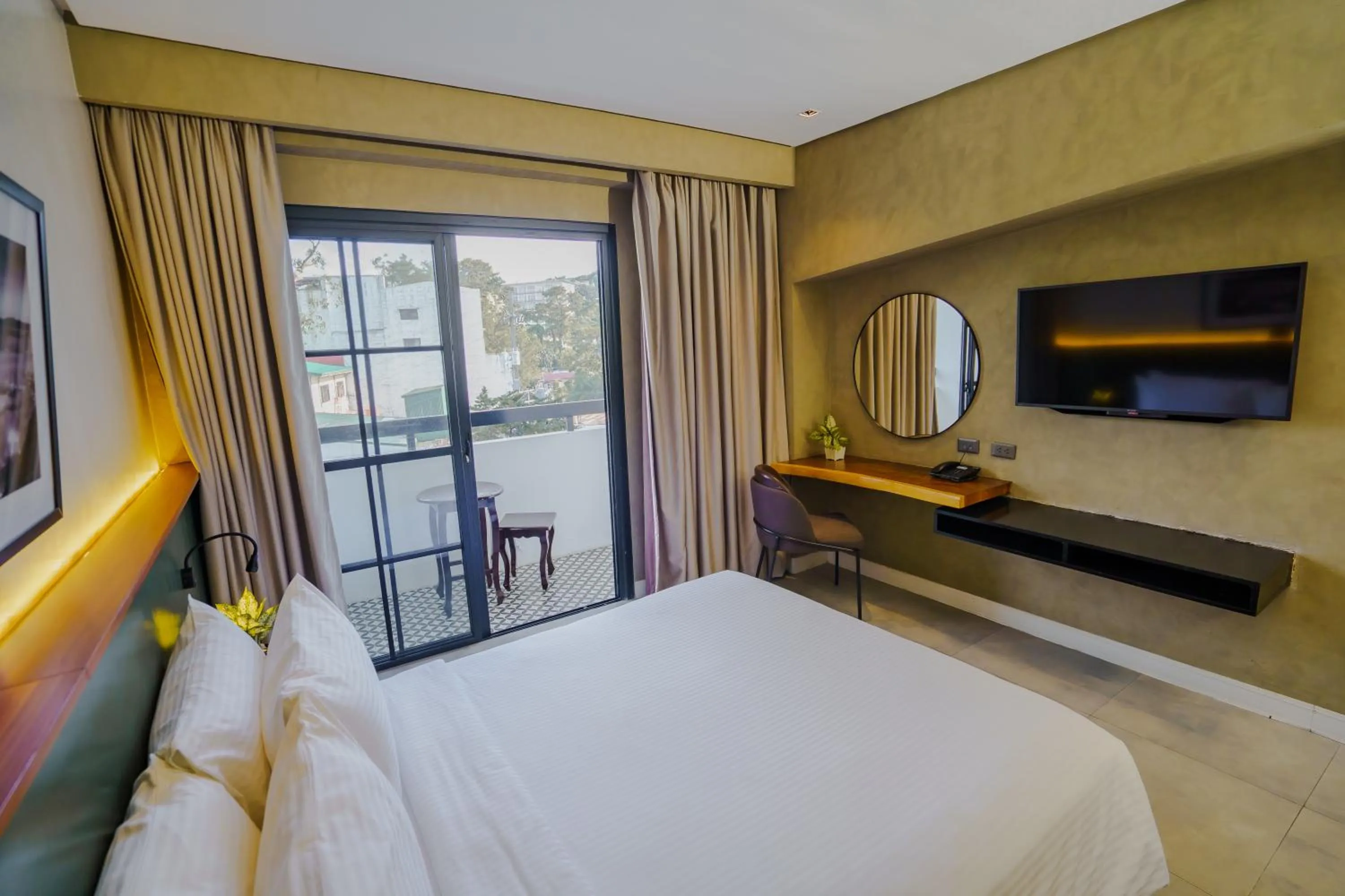 Bed in Venus Parkview Hotel