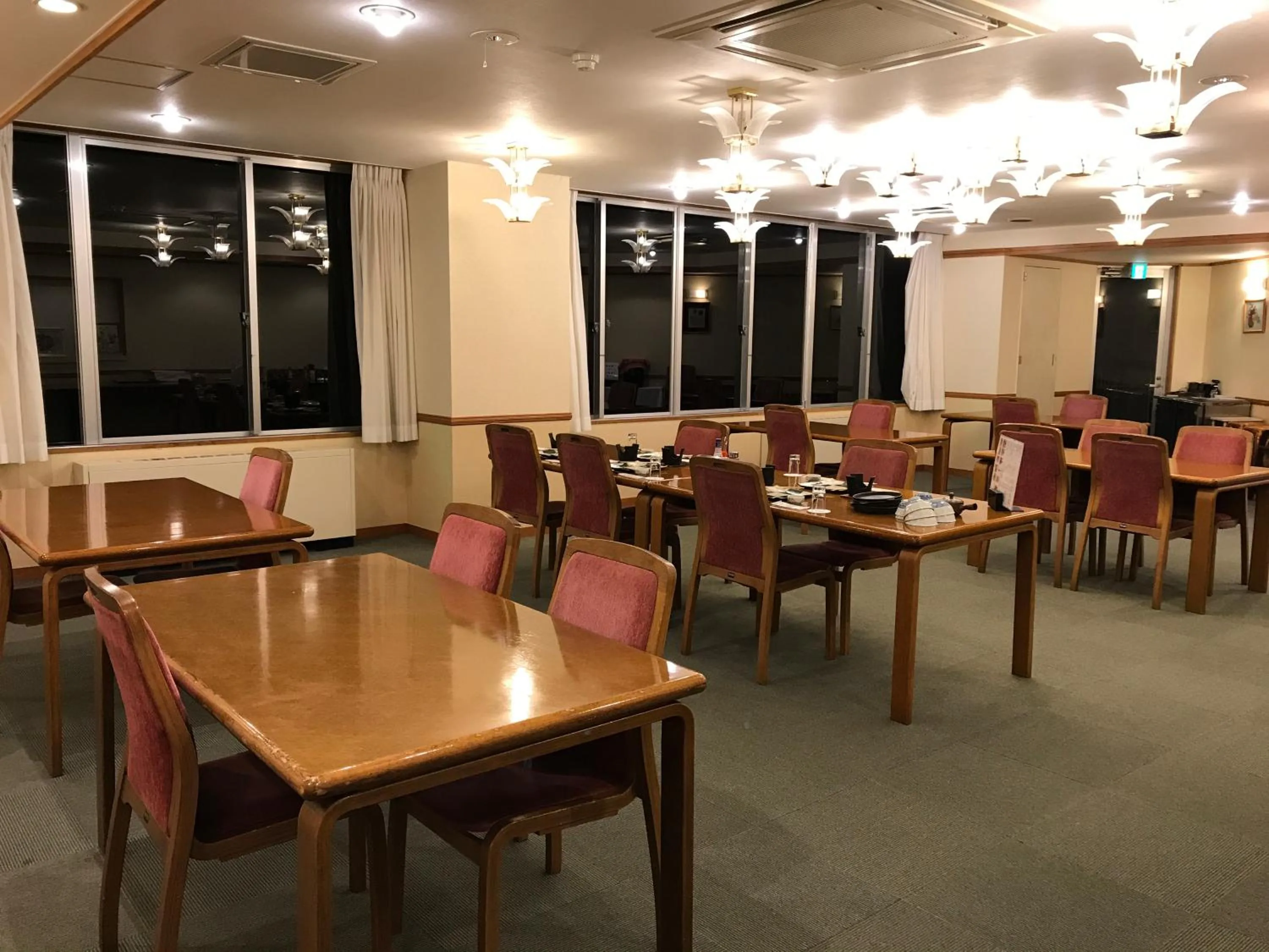 Restaurant/places to eat in Hotel Higashidate