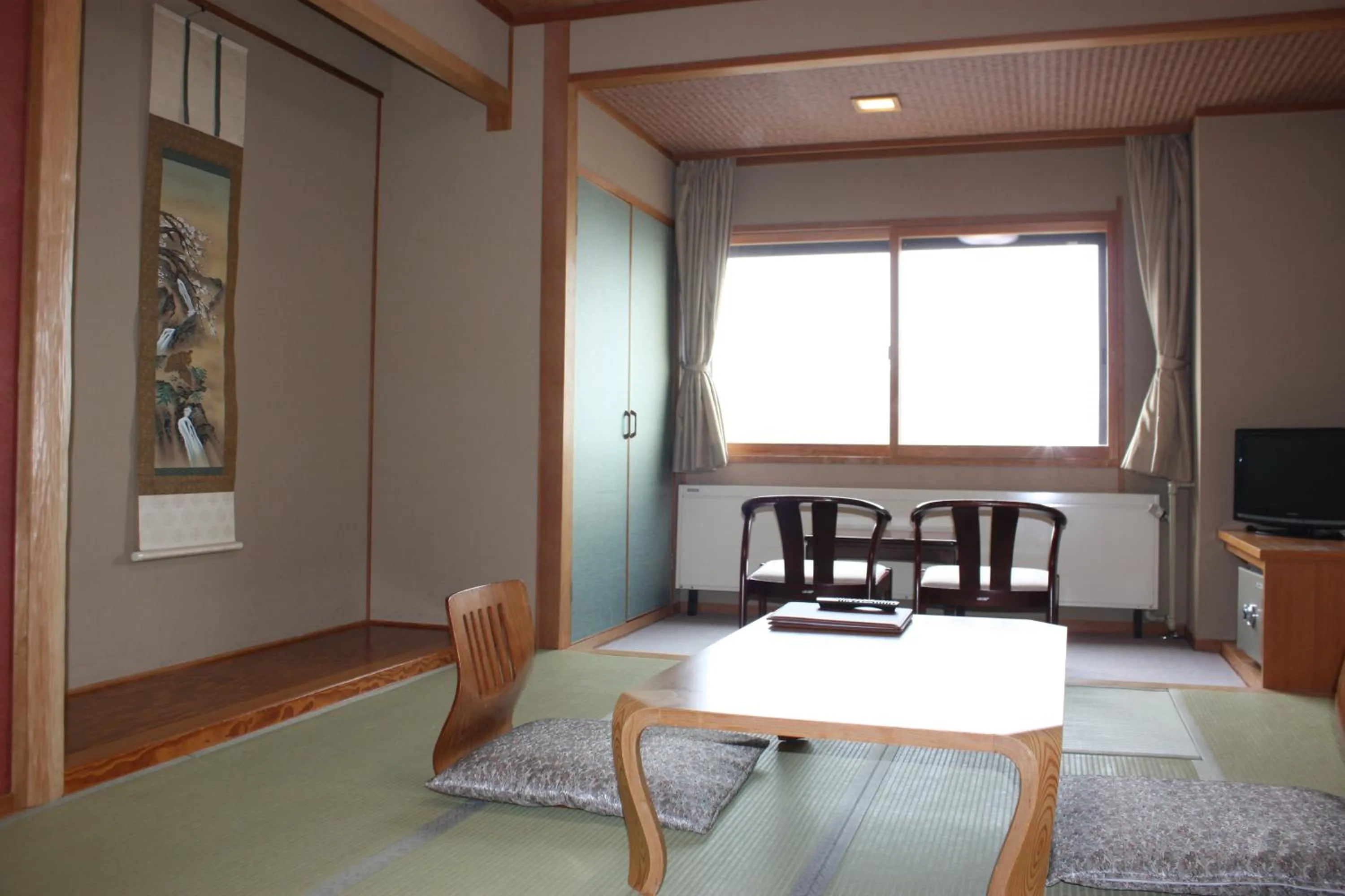 Photo of the whole room in Hotel Higashidate