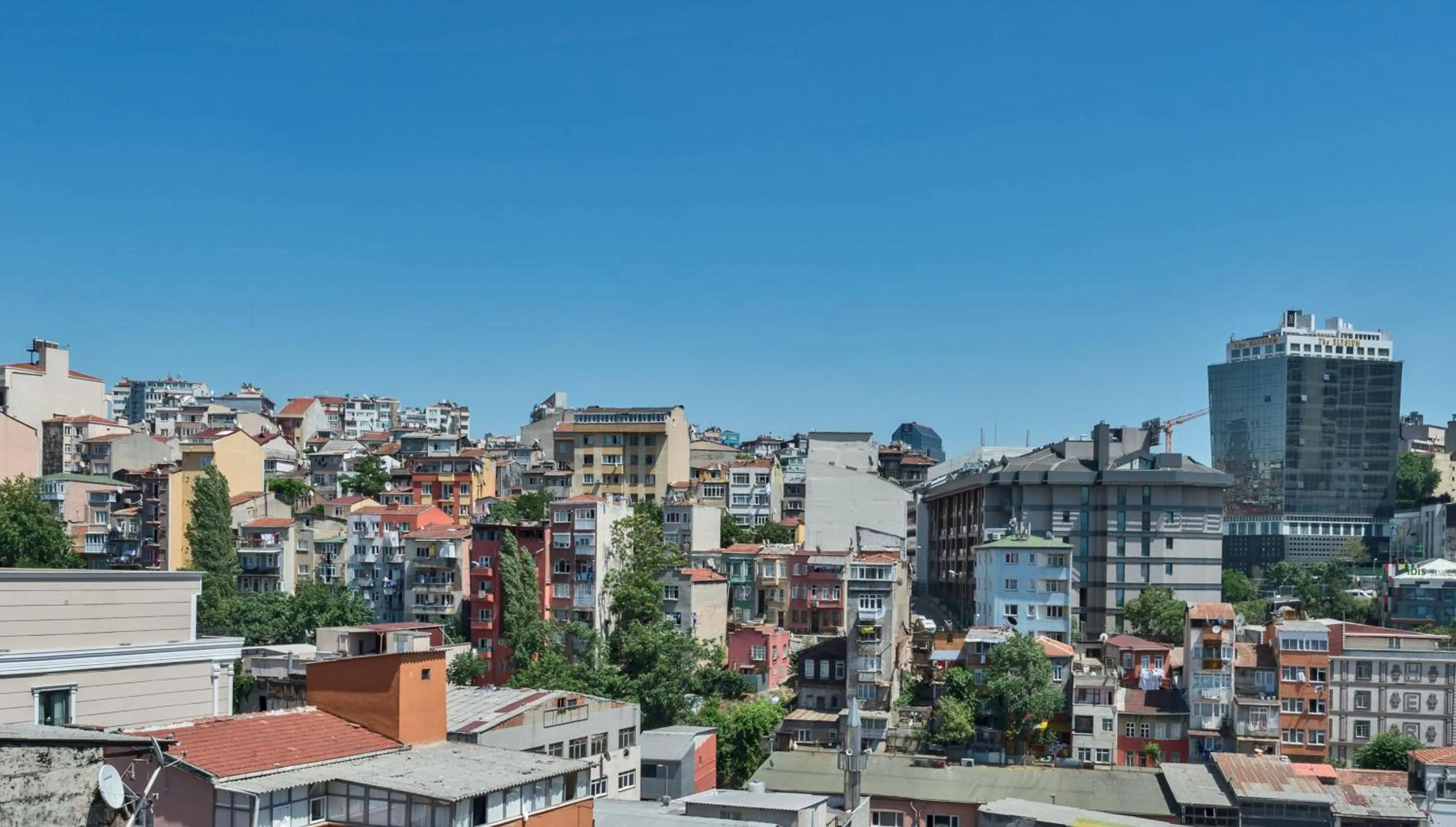 Property building in Gen Suites