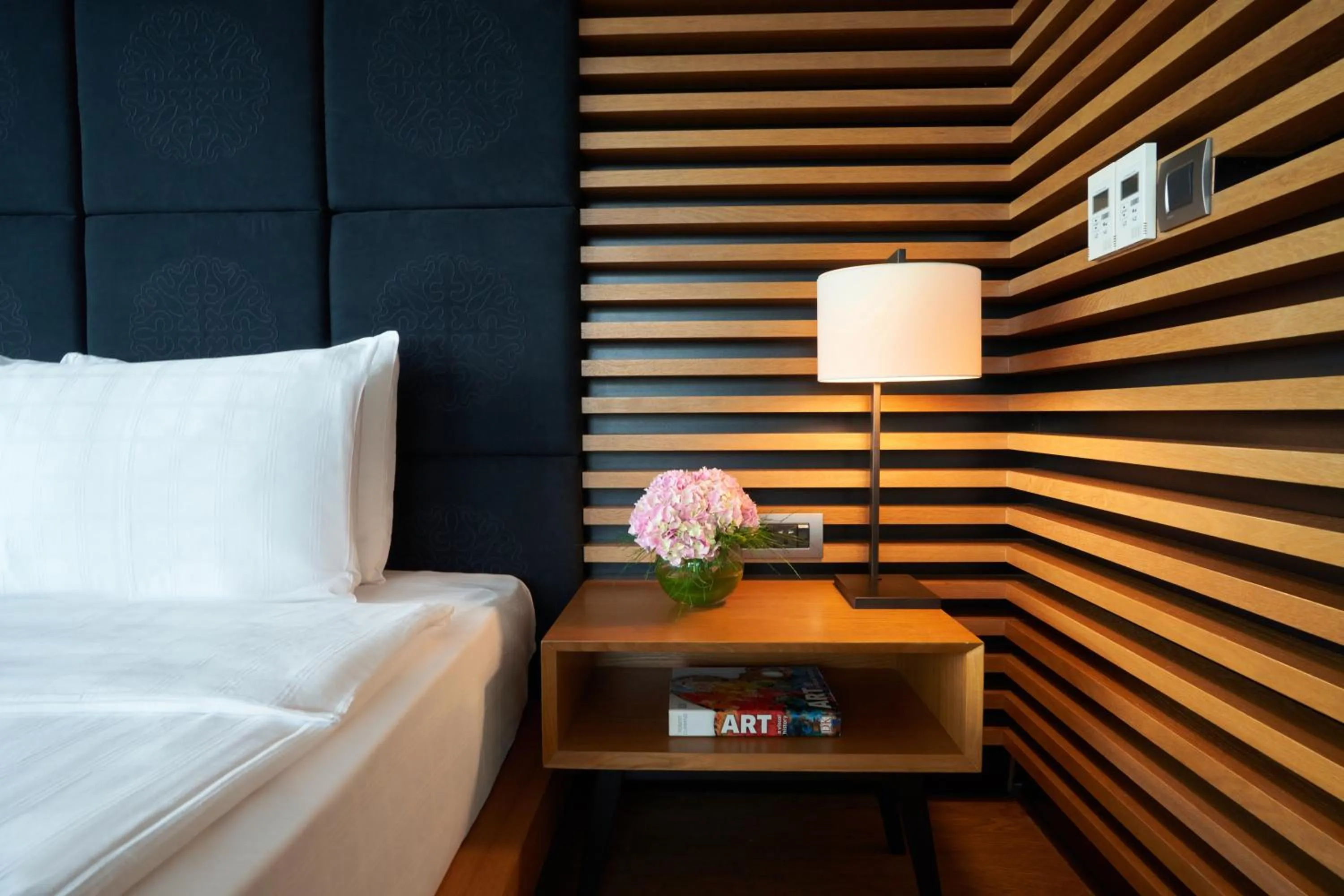 Bed in Metropolitan Hotels Bosphorus - Special Category