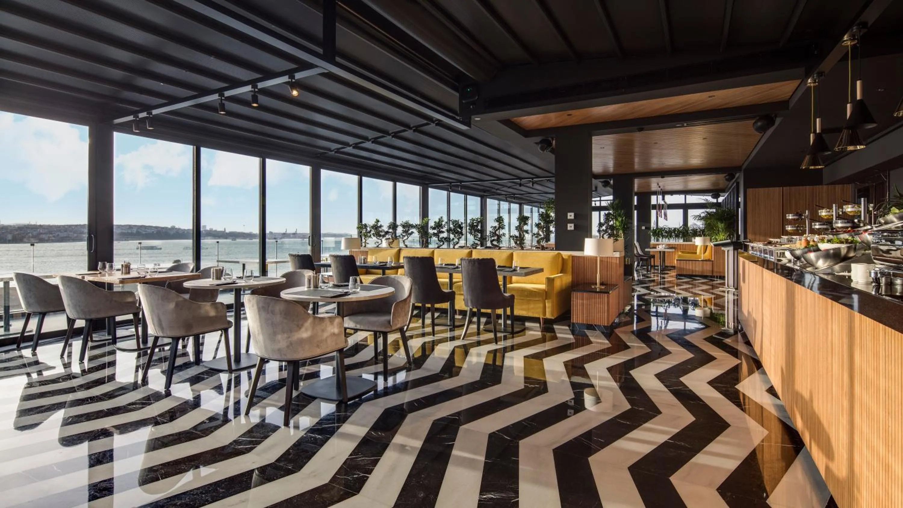 Breakfast in Metropolitan Hotels Bosphorus - Special Category