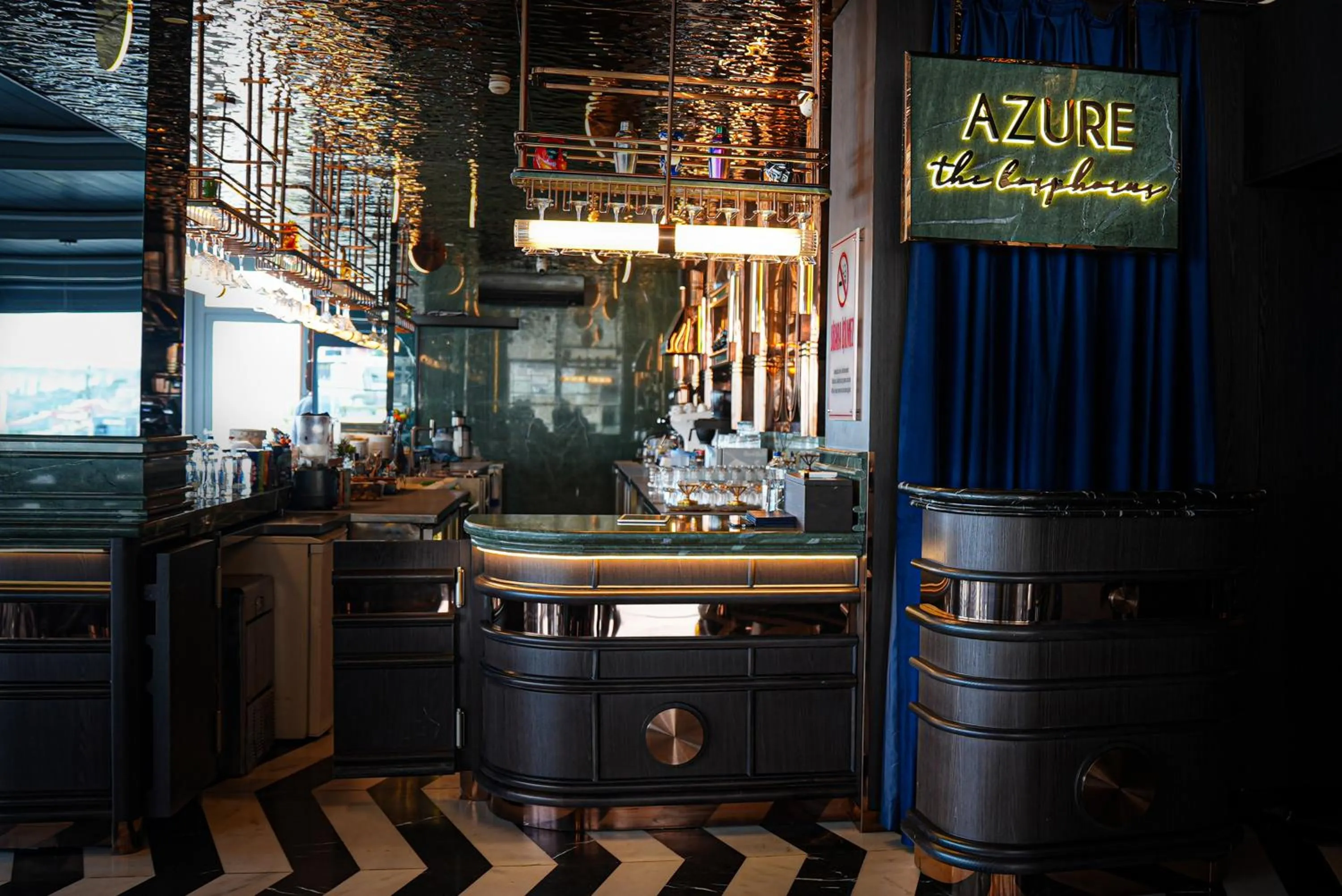 Restaurant/places to eat in Metropolitan Hotels Bosphorus - Special Category