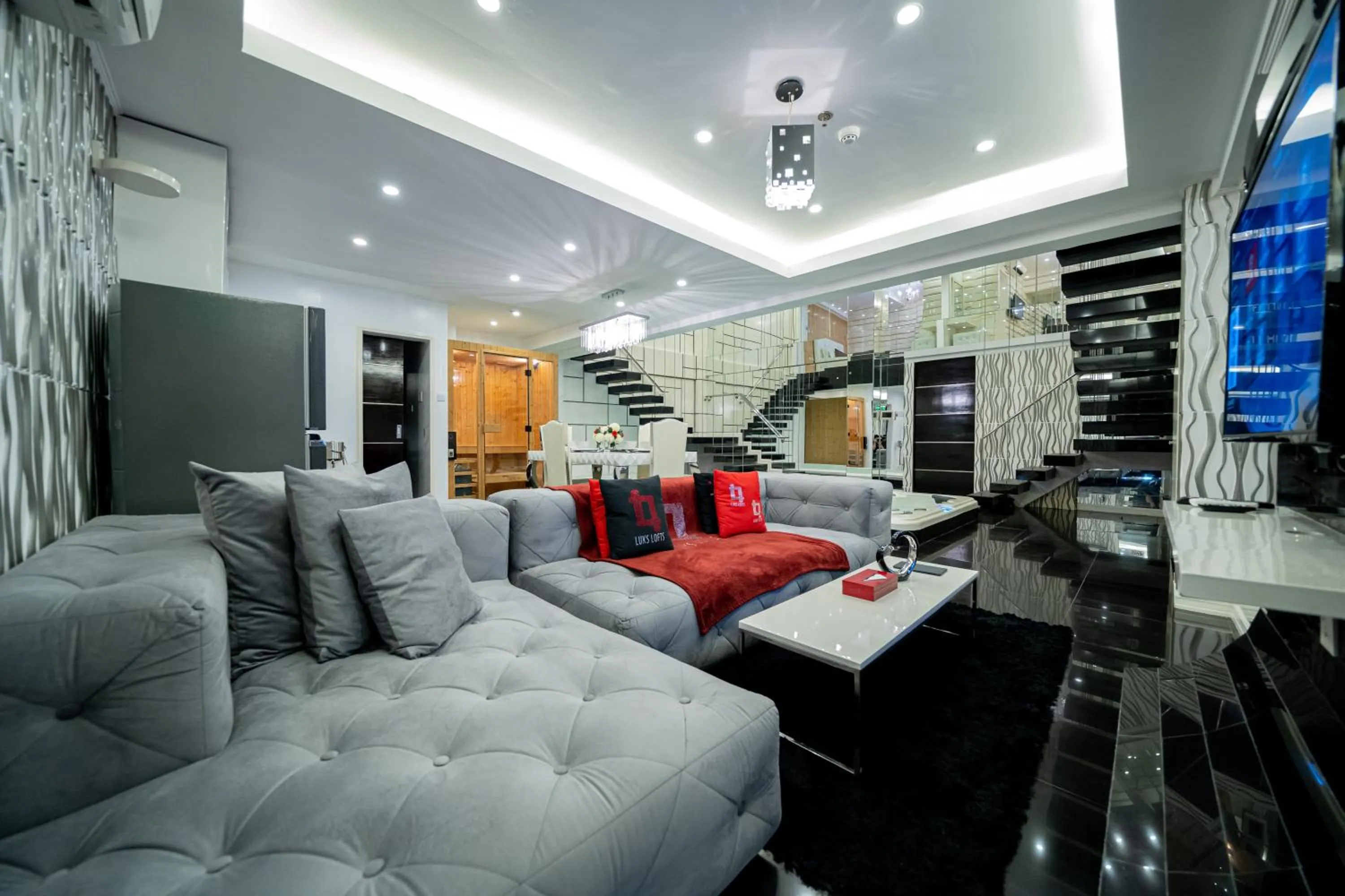 Luks Lofts Hotel & Residences