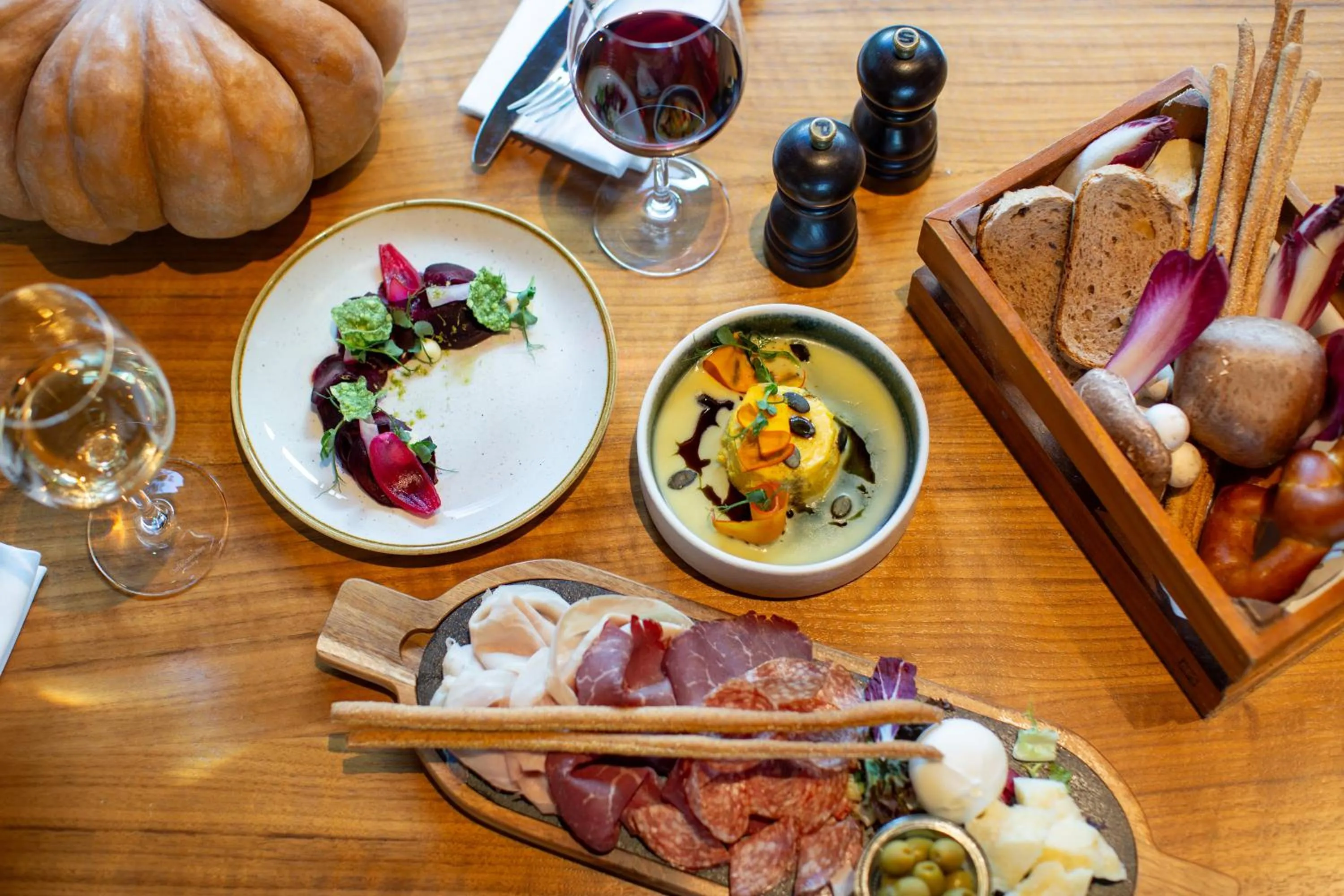 Restaurant/places to eat in ibis Zürich City West