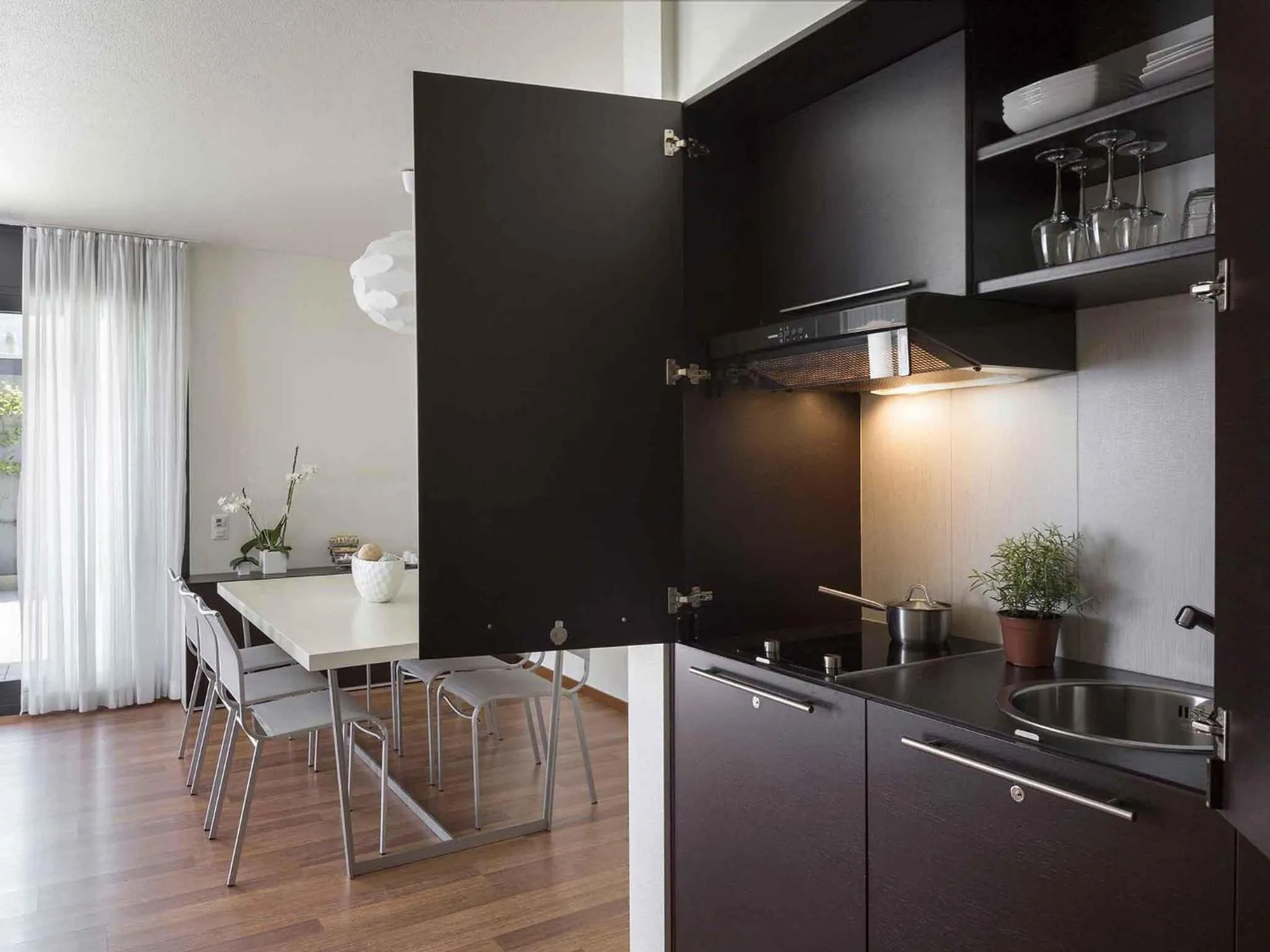 Bedroom in ibis Locarno